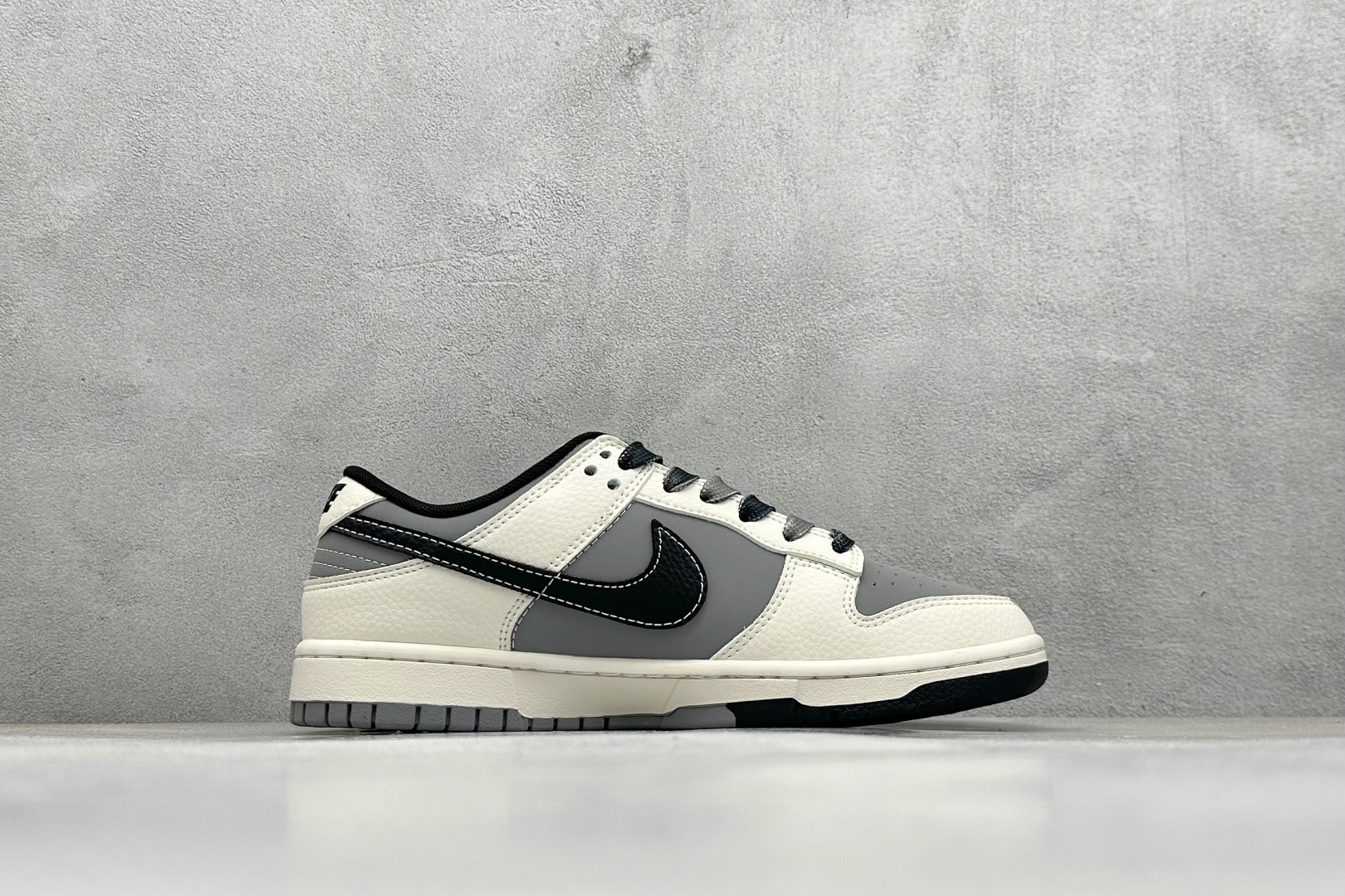 Nike SB Dunk Low x Stone Island 白灰黑小勾 JP1628-041