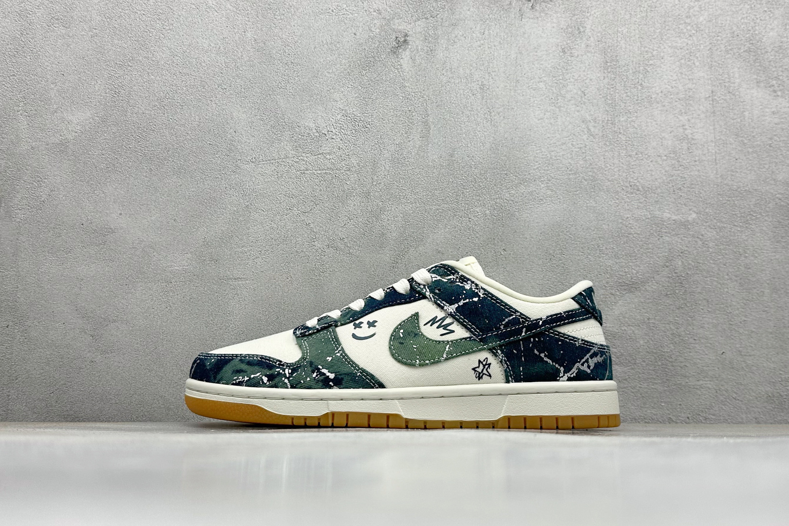 NO:341858,【Spot】 Terminal store SC version Nike SB Dunk Low Military green weaving High-end customization Low top casual board shoes #customized shoe box Large factory pure original quality shipment Ultra high cleanliness The leather is clean and has no burrs Perfect details Article number SC0601-464 Size 36 36.5 37.5 38 38.5 39 40 40.5 41 42 42.5 43 44 44.5 45 Code 38, sports shoes series, sneakers19860909【現貨】 终端放店 SC版Nike SB Dunk Low 军绿织布 高端定制 低帮休闲板鞋 #定制鞋盒 大厂纯原品质出货 超高清洁度 皮料切割干净无任何毛边 细节完美 货号SC0601-464 尺码36 36.5 37.5 38 38.5 39 40 40.5 41 42 42.5 43 44 44.5 45 编码38,运动鞋系列,sneakers,Men's shoes