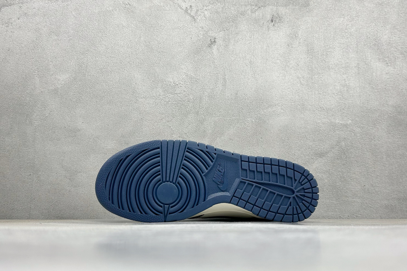 XC版Nike SB Dunk Low“ 北面联名——水墨蓝” 周年高端定制 低帮休闲板鞋 DG2025-003