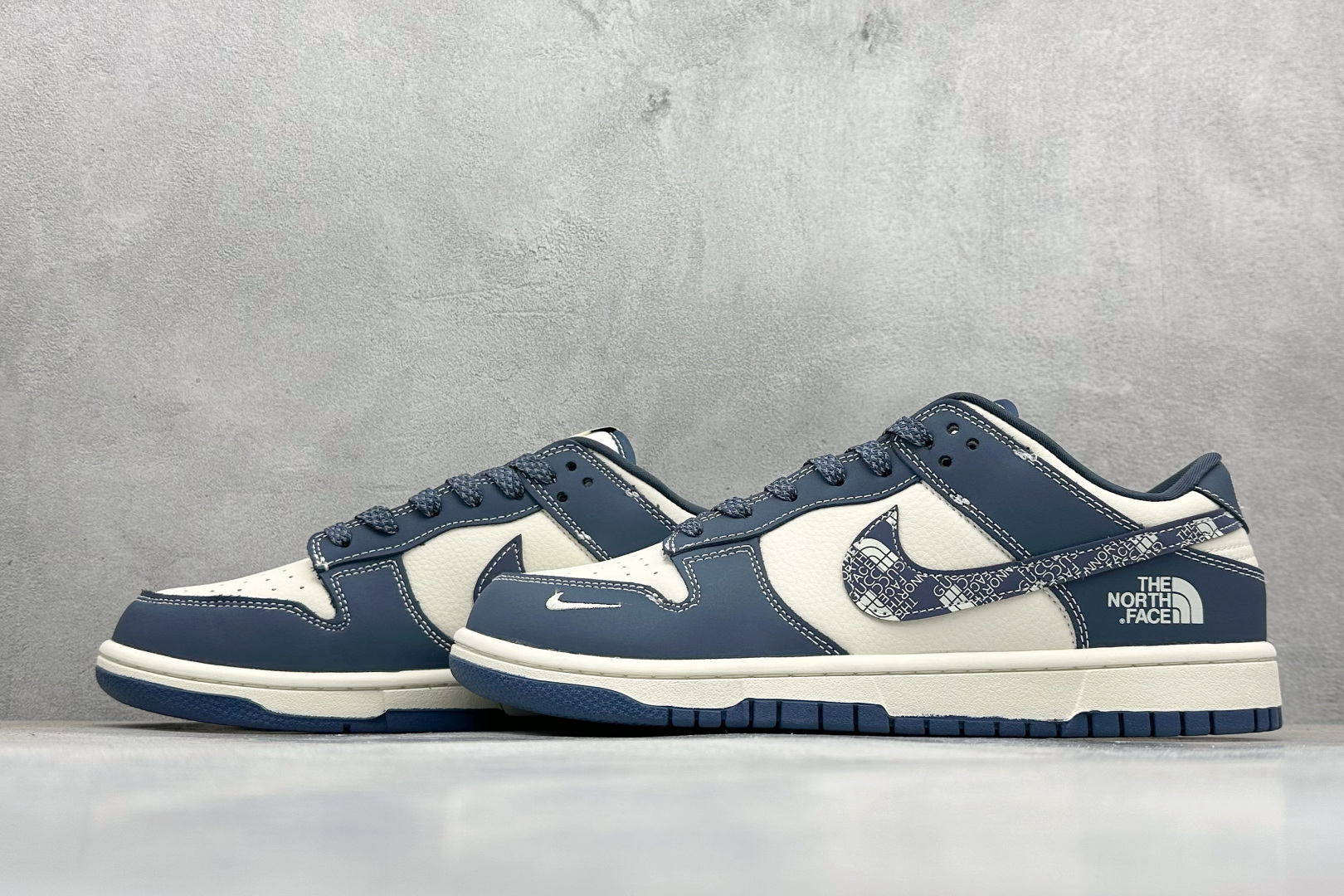 XC版Nike SB Dunk Low“ 北面联名——水墨蓝” 周年高端定制 低帮休闲板鞋 DG2025-003