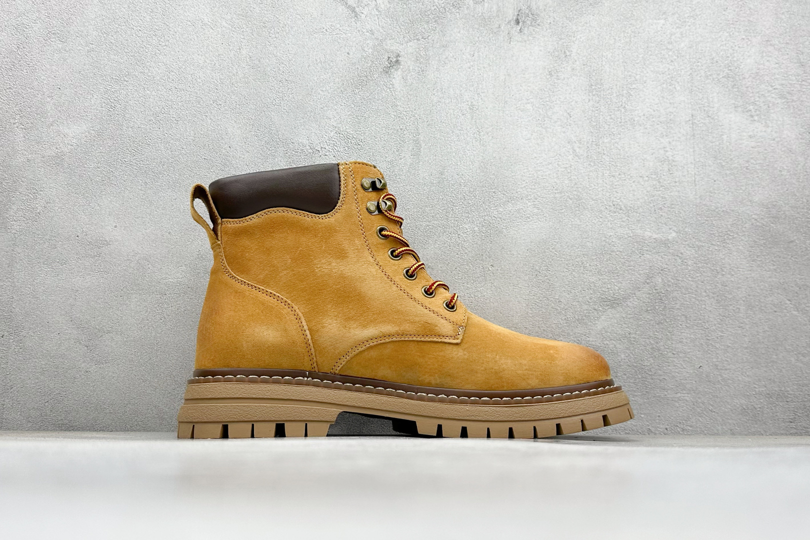 280 Timberland添柏岚/天伯伦户外高帮休闲大黄靴系列 TB10082