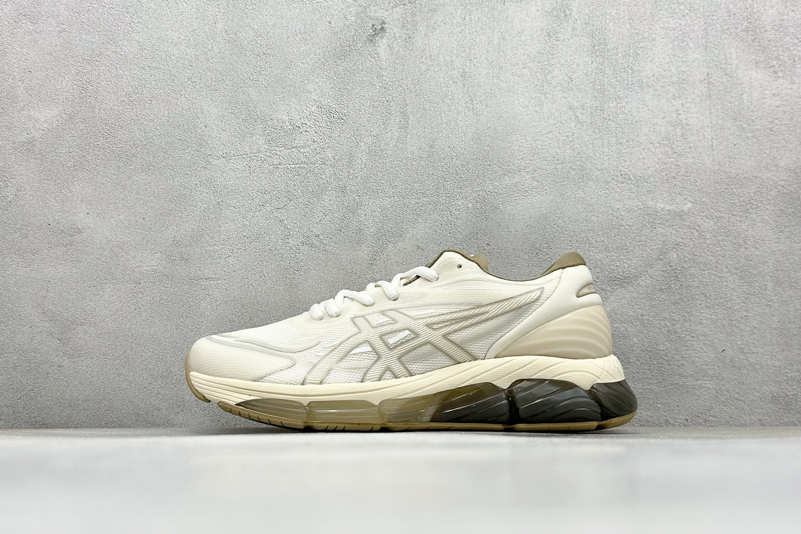 200 Asics Gel-Quantum 360 VIII 亚瑟士复古透气休闲鞋缓震男子耐磨跑步鞋 1203A471-001