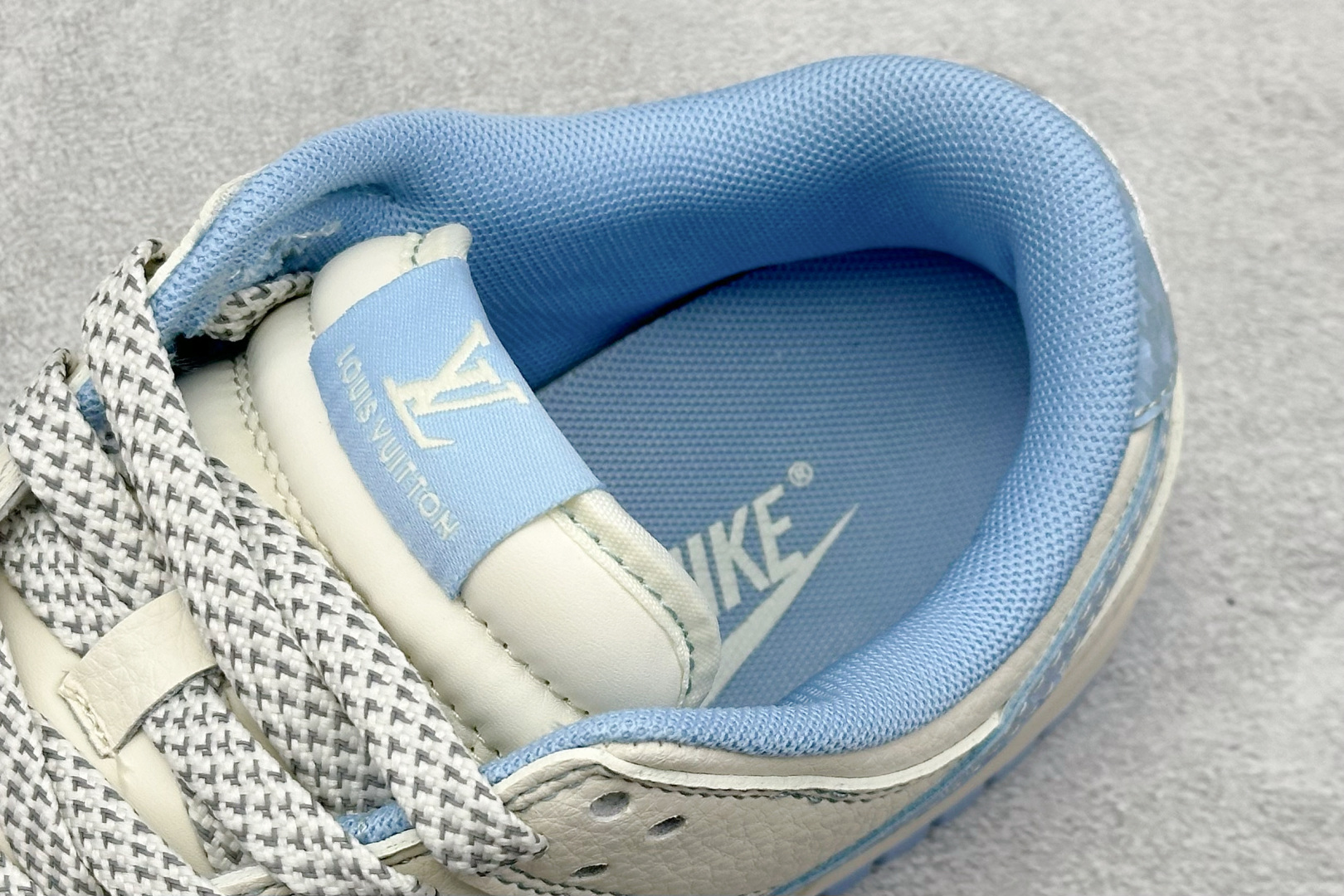 Nike SB Dunk Low LV联名 米白冰蓝金标 周年高端定制 低帮休闲板鞋 JP1628-005