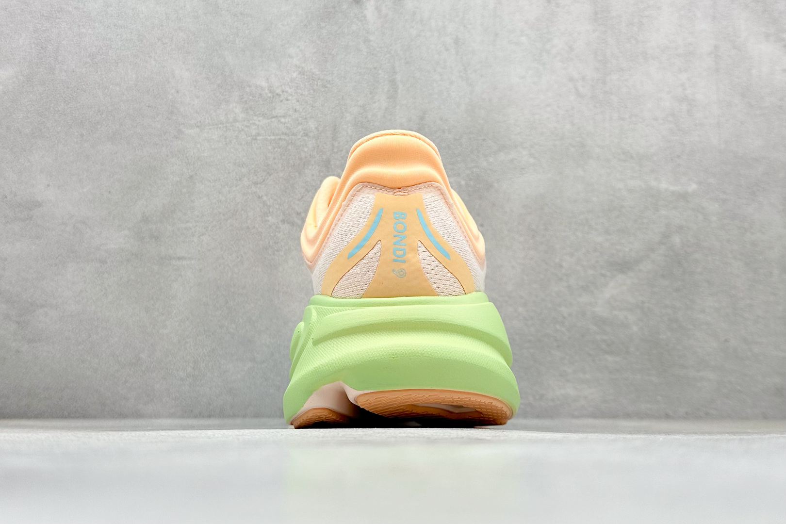 RS版HOKA ONE ONE Bondi 9 舒适防滑耐磨低帮休闲跑步鞋 货号：/FSTP尺码：36-