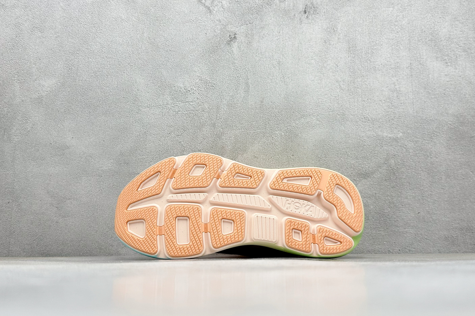 RS版HOKA ONE ONE Bondi 9 舒适防滑耐磨低帮休闲跑步鞋 货号：/FSTP尺码：36-