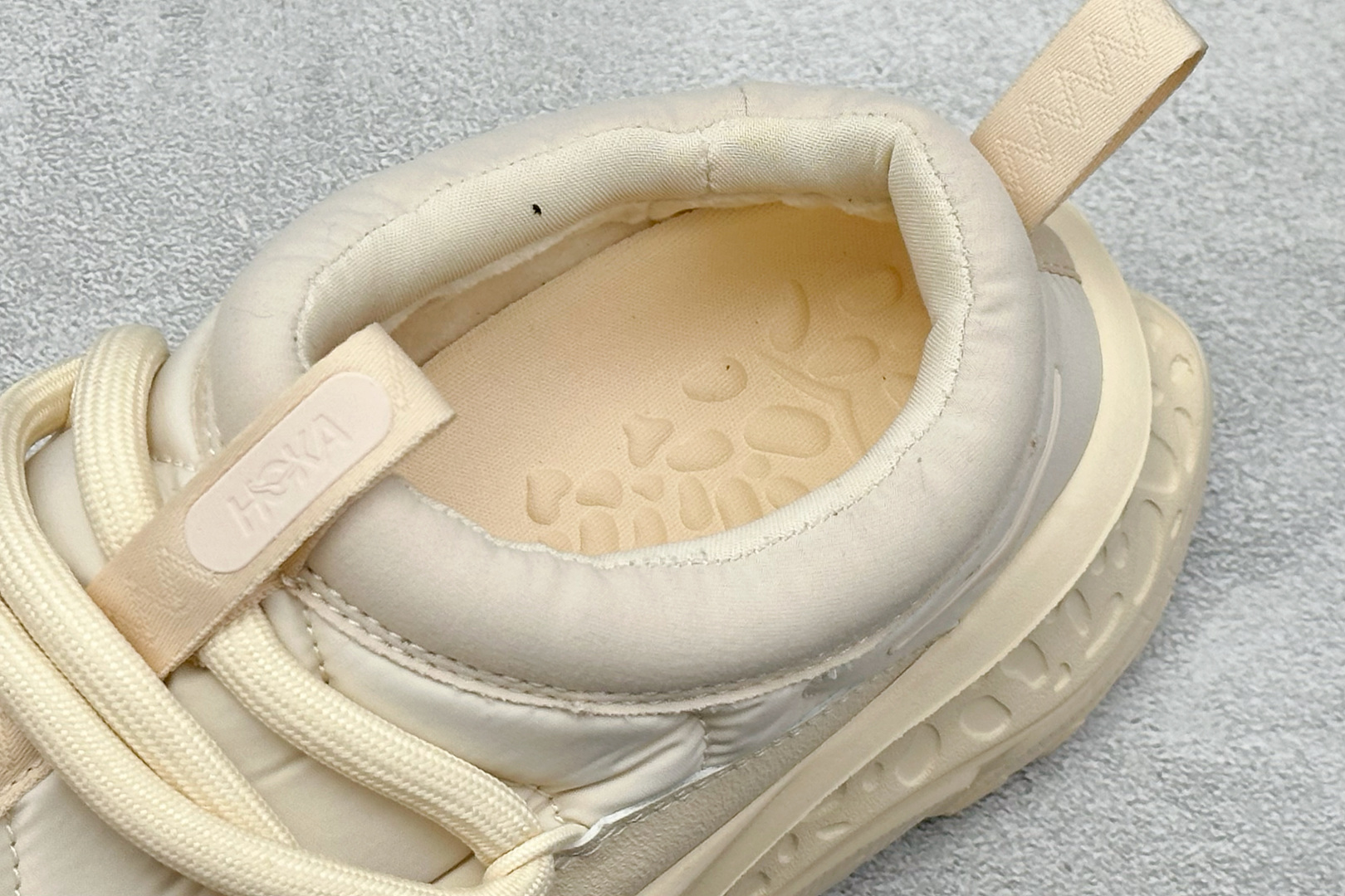 HOKA ONE ONE Ora Primo 内里薄绒 秋冬季保暖半拖 这款鞋无论从脚感上 设计上都是当