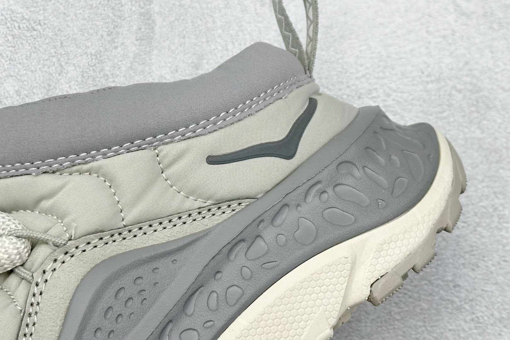 HOKA ONE ONE Ora Primo 内里薄绒 秋冬季保暖半拖 这款鞋无论从脚感上 设计上都是当