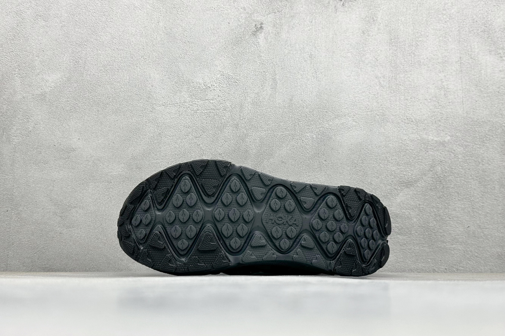 HOKA ONE ONE Ora Primo 内里薄绒 秋冬季保暖半拖 这款鞋无论从脚感上 设计上都是当