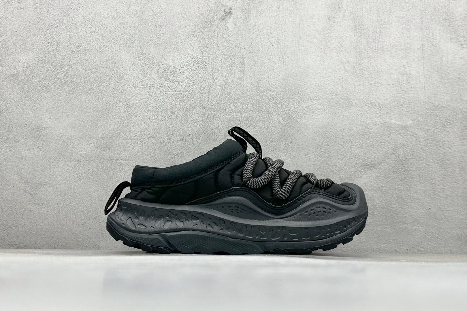 HOKA ONE ONE Ora Primo 内里薄绒 秋冬季保暖半拖 这款鞋无论从脚感上 设计上都是当