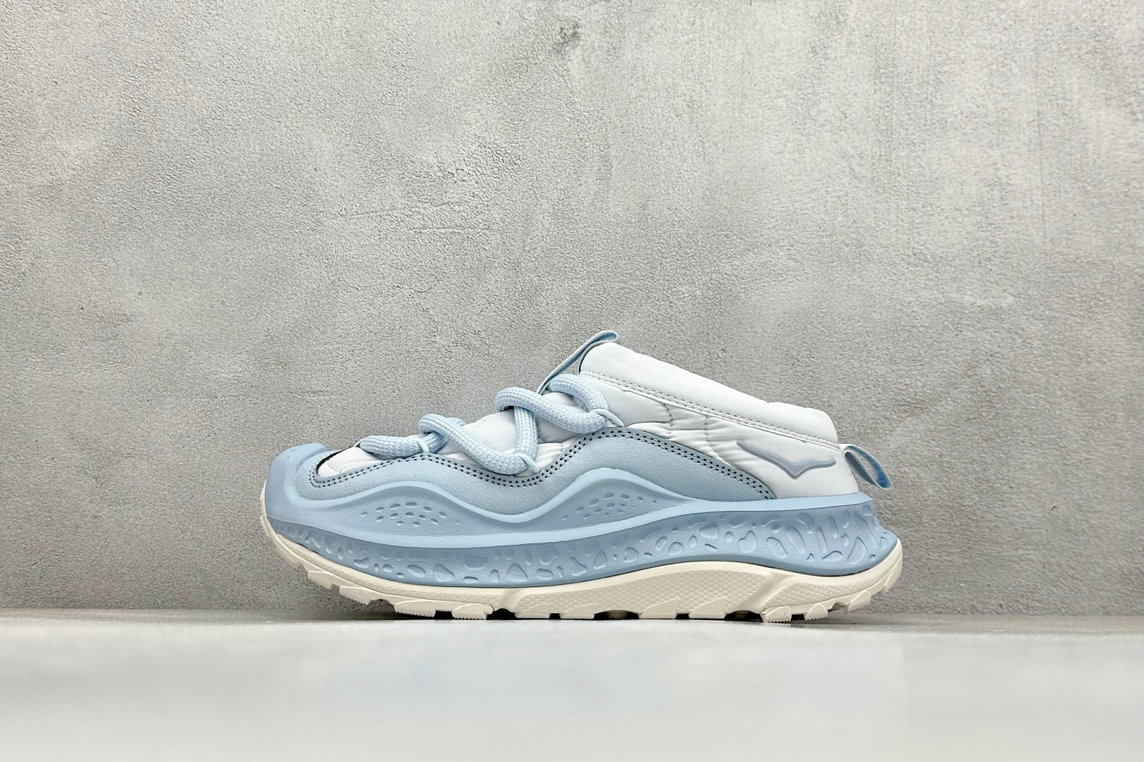 HOKA ONE ONE Ora Primo 内里薄绒 秋冬季保暖半拖 这款鞋无论从脚感上 设计上都是当