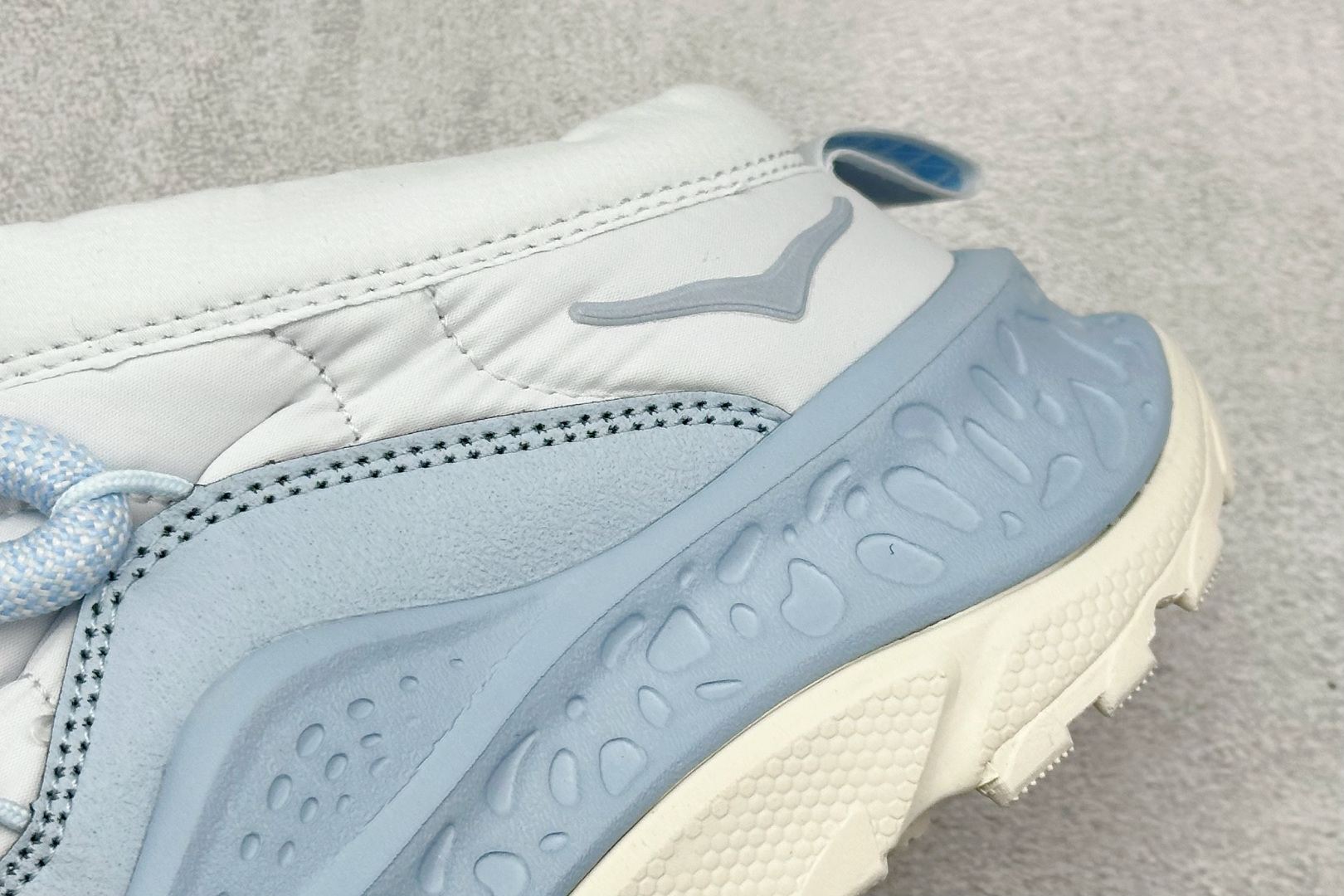 HOKA ONE ONE Ora Primo 内里薄绒 秋冬季保暖半拖 这款鞋无论从脚感上 设计上都是当