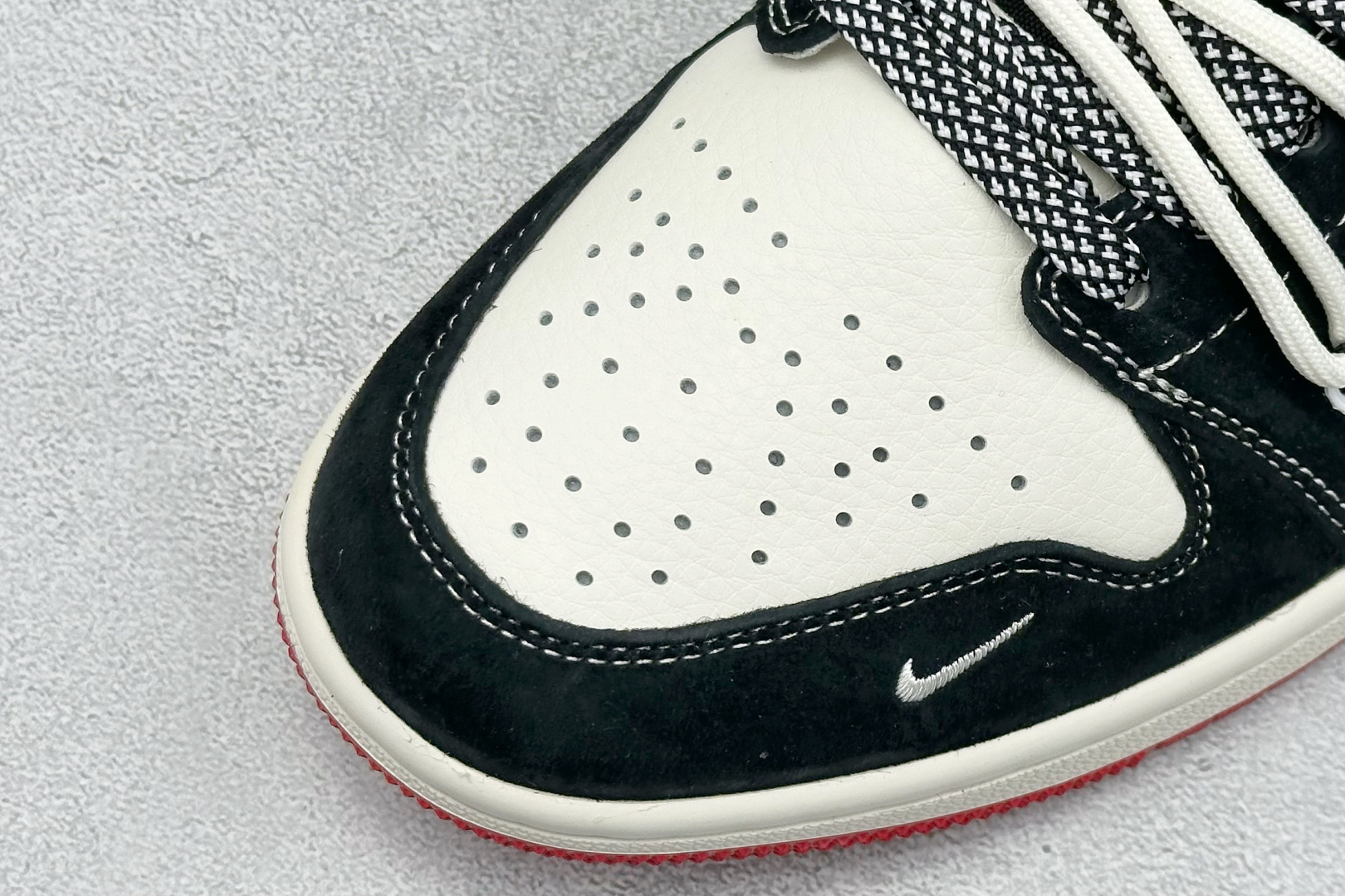 福利特价 Air Jordan 1 Low AJ1 乔1 斯图西联名-黑红抽绳 高端定制 低帮复古篮球鞋