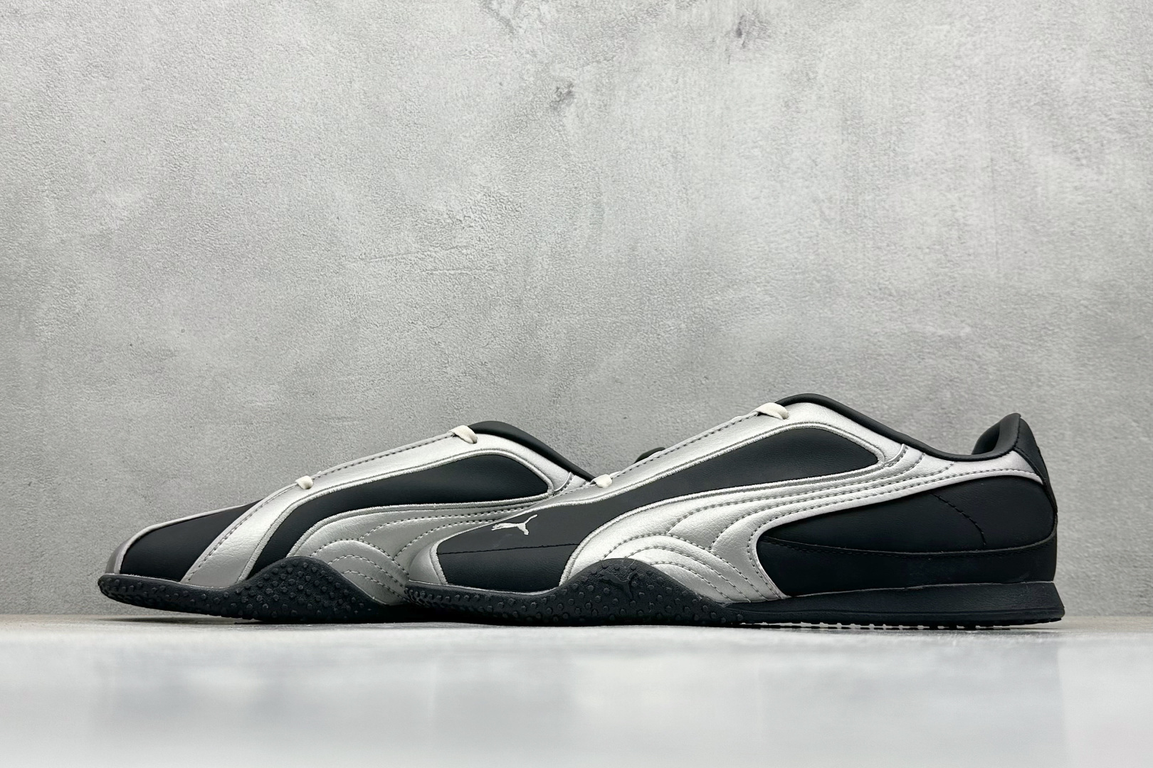 TG版PUMA Bella V2 Leather彪马 舒适 低帮生活休闲德训薄底鞋 404043-01