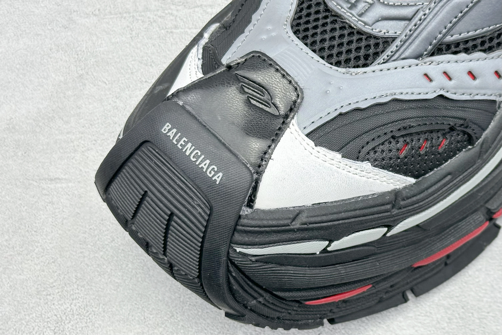 400 OK版Balenciaga巴黎世家 Platfo 厚底系带 老爹鞋 17代黑白红 灰红 821137 WPLTF 0325