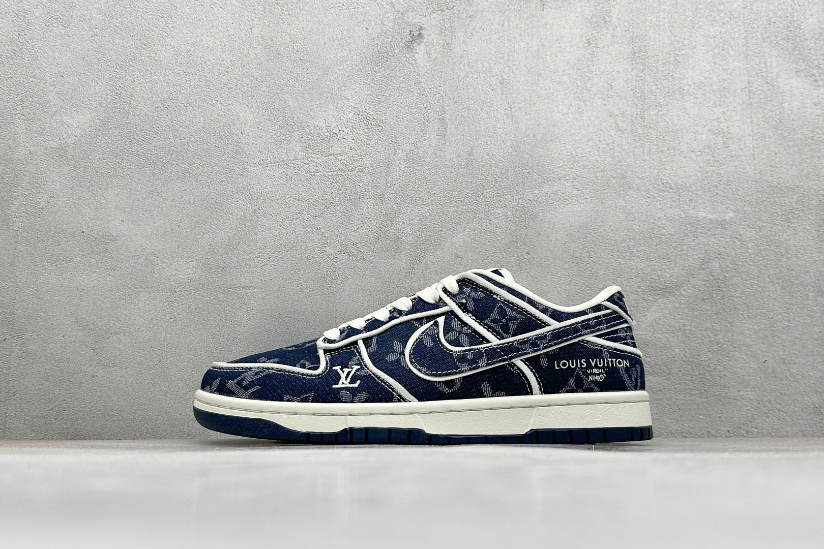 NO:341789,【Spot】 Terminal store SC version Nike SB Dunk Low LV joint brand Dark blue denim high-end customization Low top casual board shoes #customized shoe box Large factory pure original quality shipment Ultra high cleanliness The leather is clean and has no burrs Perfect details Article number SC0601-469 Size 36 36.5 37.5 38 38.5 39 40 40.5 41 42 42.5 43 44 44.5 45 Code 38, sports shoes series, louis vuitton, sneakers19860909【現貨】 终端放店 SC版Nike SB Dunk Low LV联名 深蓝牛仔 高端定制 低帮休闲板鞋 #定制鞋盒 大厂纯原品质出货 超高清洁度 皮料切割干净无任何毛边 细节完美 货号SC0601-469 尺码36 36.5 37.5 38 38.5 39 40 40.5 41 42 42.5 43 44 44.5 45 编码38,运动鞋系列,louis vuitton,sneakers,Men's shoes