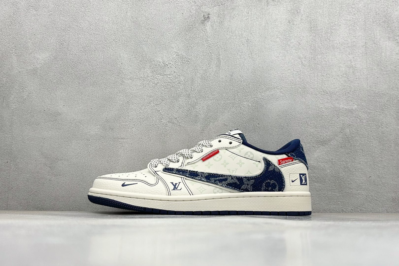280 XC版Travis Scott x Fragment Design x Air Jordan 1 Low SP AJ1 乔1 LV联名 蓝牛仔织标 低帮文化休闲板鞋 CX5050-Y16-Chinese UA Cheap High Quatity Brand Clothes Bags handbags Sneakers wholesale wholesaler seller from China Factory suppliers Fashion Clothing Shoes best Quality Beautiful Price 280 XC版Travis Scott x Fragment Design x Air Jordan 1 Low SP AJ1 乔1 LV联名 蓝牛仔织标 低帮文化休闲板鞋 CX5050-Y16
