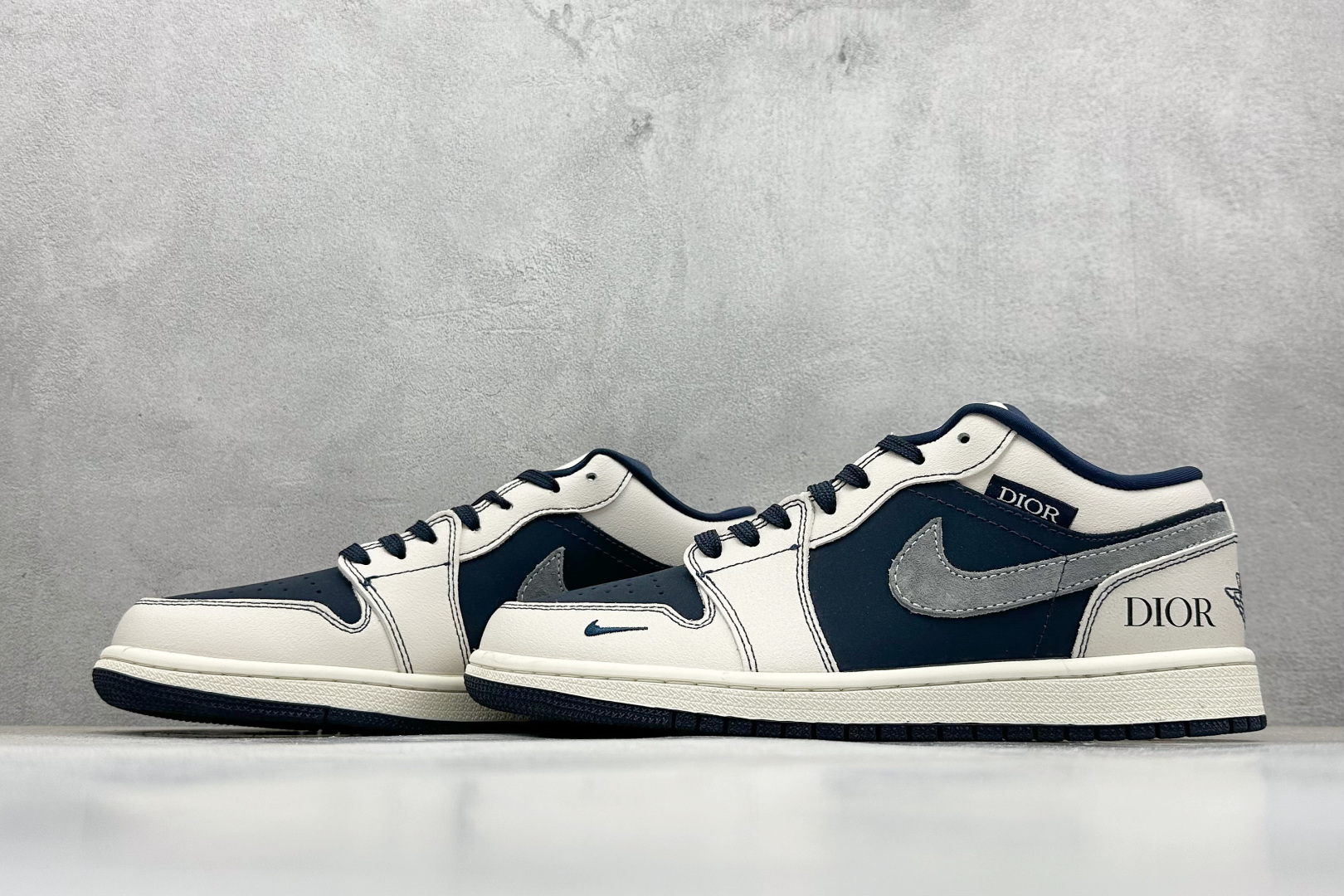 XC版Nike Jordan Air Jordan 1“迪奥联名——深蓝拼接灰勾” 高端定制 低帮 复古 减震 防滑 耐磨 篮球鞋 QR2025-001