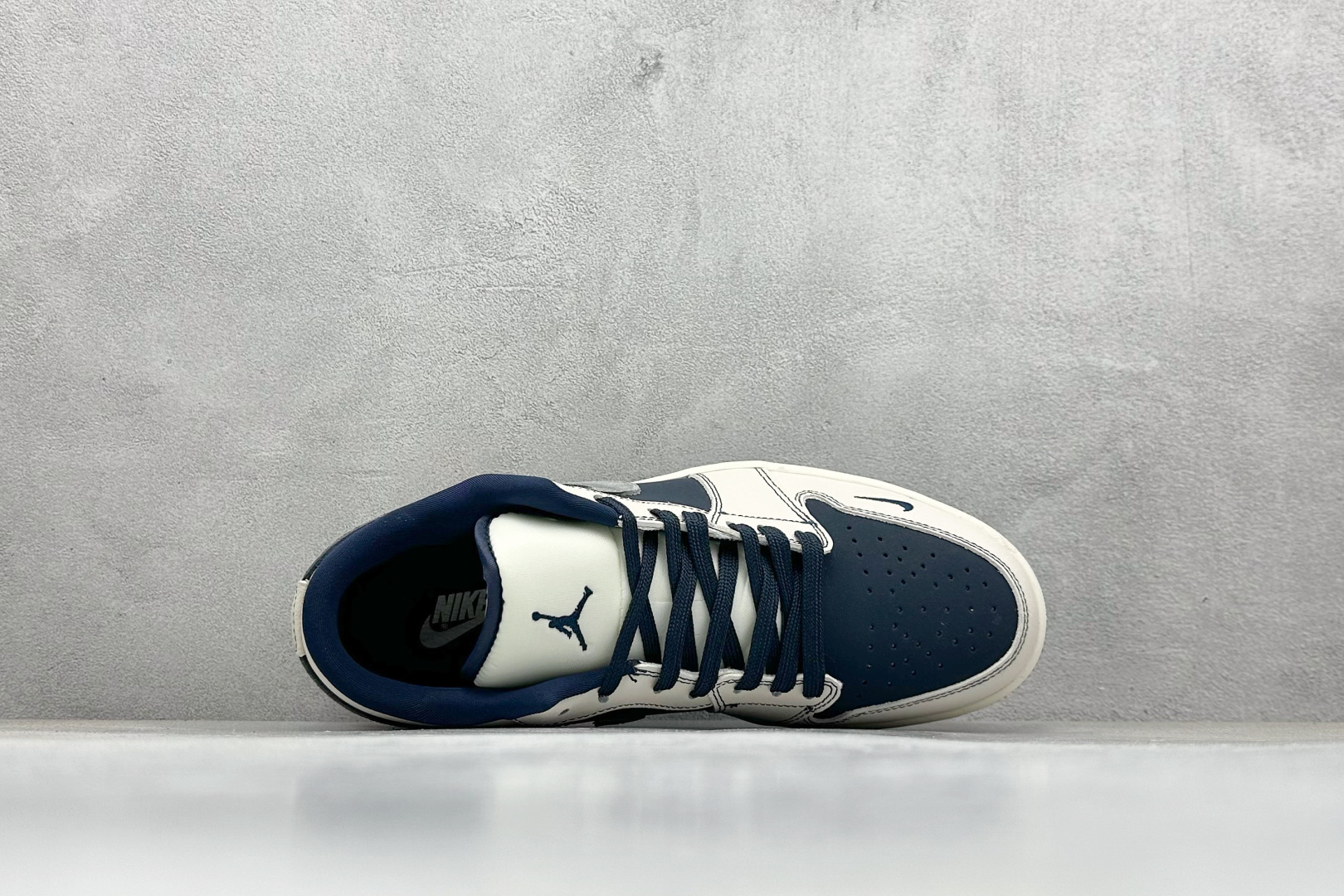 XC版Nike Jordan Air Jordan 1“迪奥联名——深蓝拼接灰勾” 高端定制 低帮 复古 减震 防滑 耐磨 篮球鞋 QR2025-001