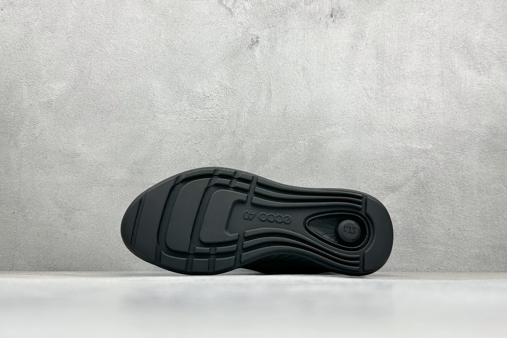 ECCO/爱步 运动跑鞋/休闲鞋 品质 钢印Lo 独家官网订制 875825