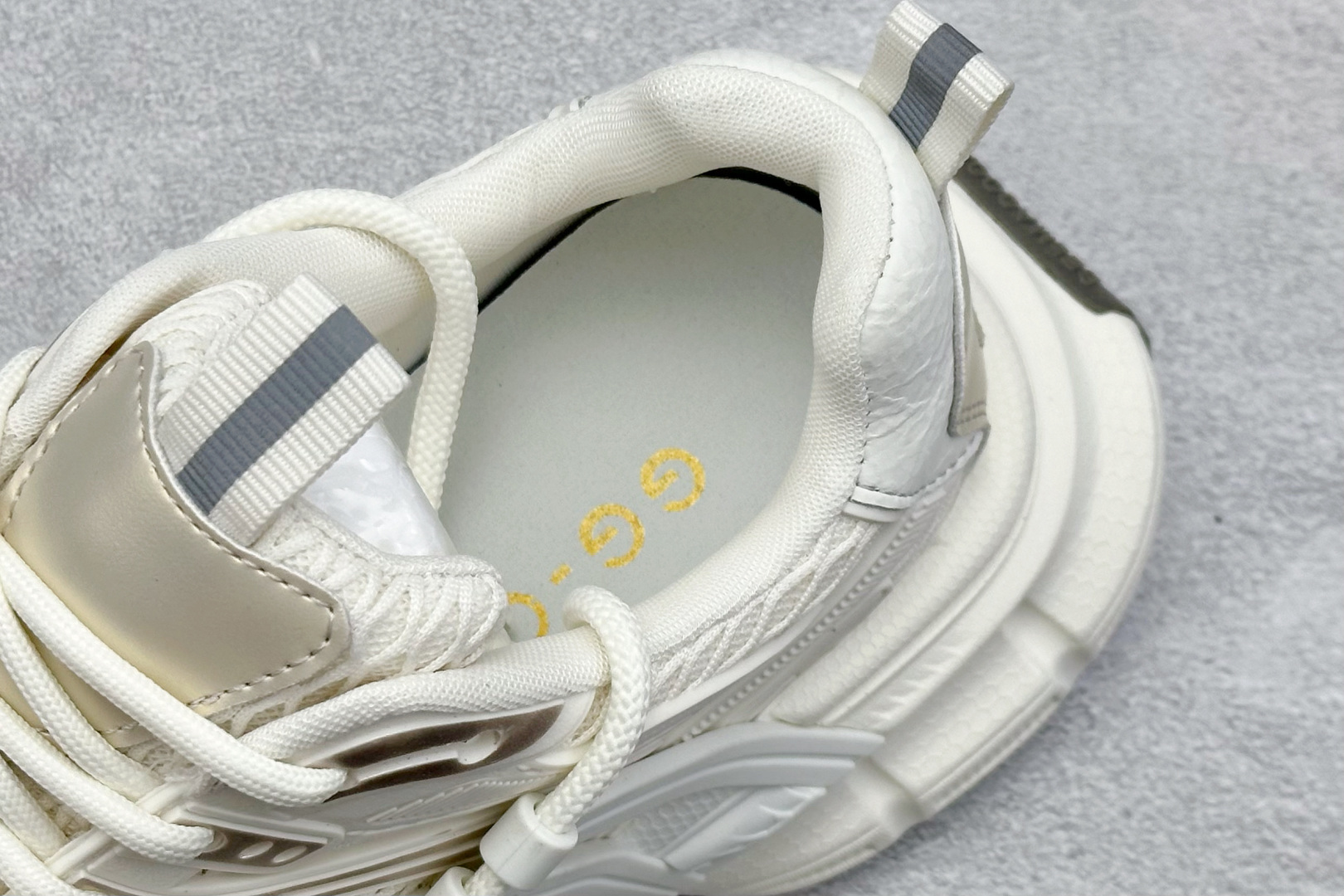 200 GG-CC Chunky Low 休闲时尚运动老爹鞋系列