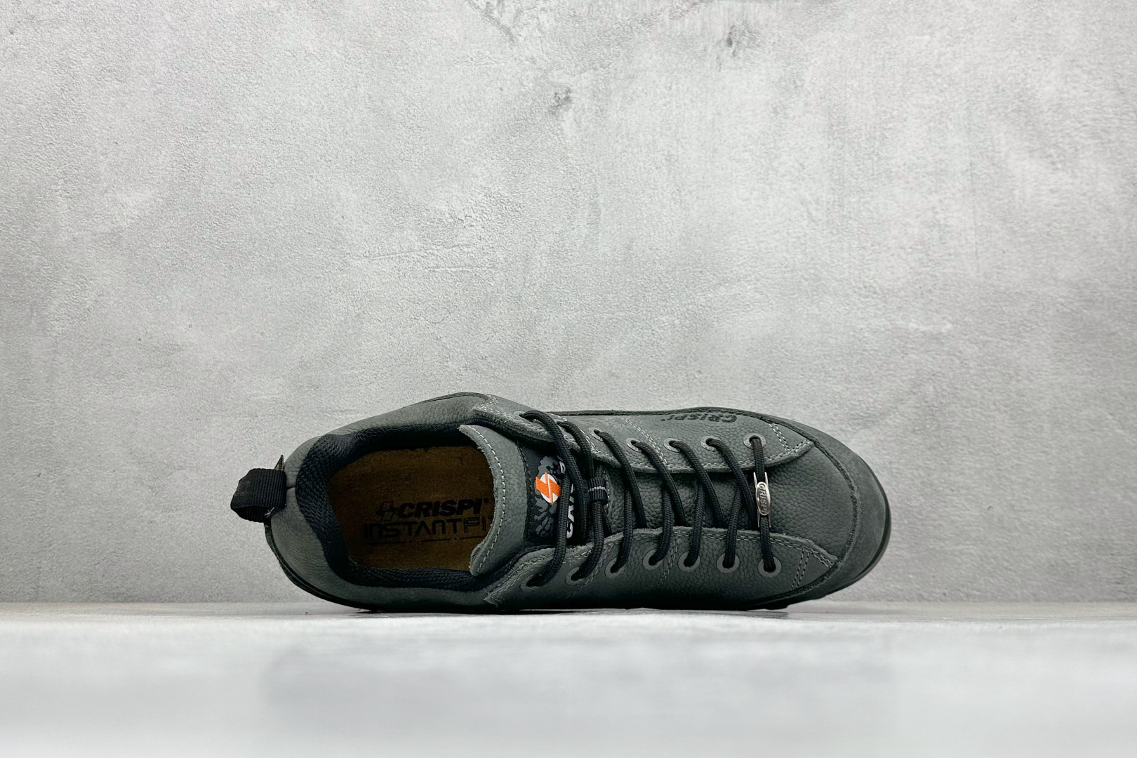 240 CRISPI Monaco 摩纳哥 GTX 登山 耐磨防水 中帮 户外功能鞋