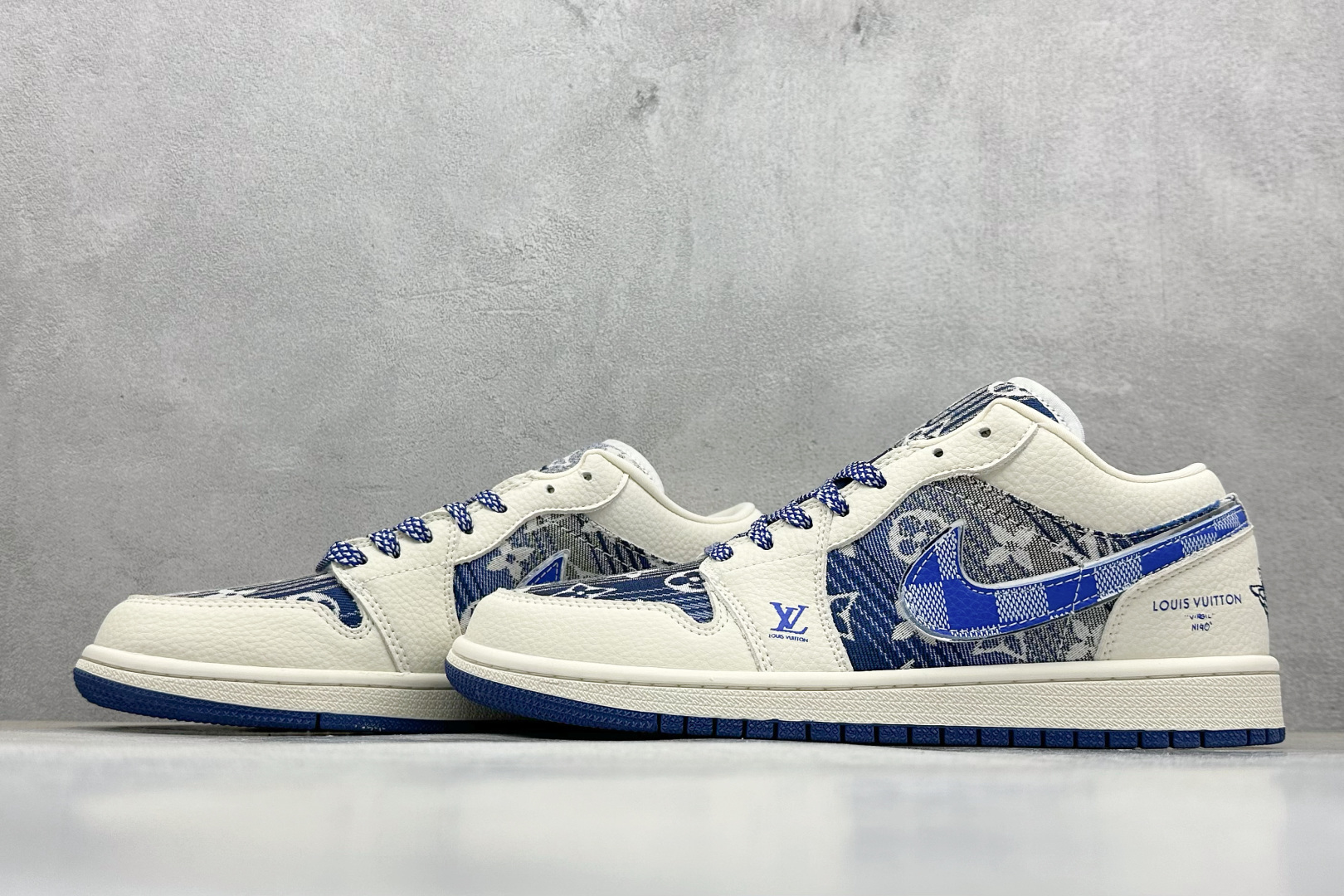 Air Jordan 1 Low AJ1 乔1 “LV路易威登联名---米白蓝帆布牛仔印花”高端定制 低帮复古篮球鞋 QG1988-009