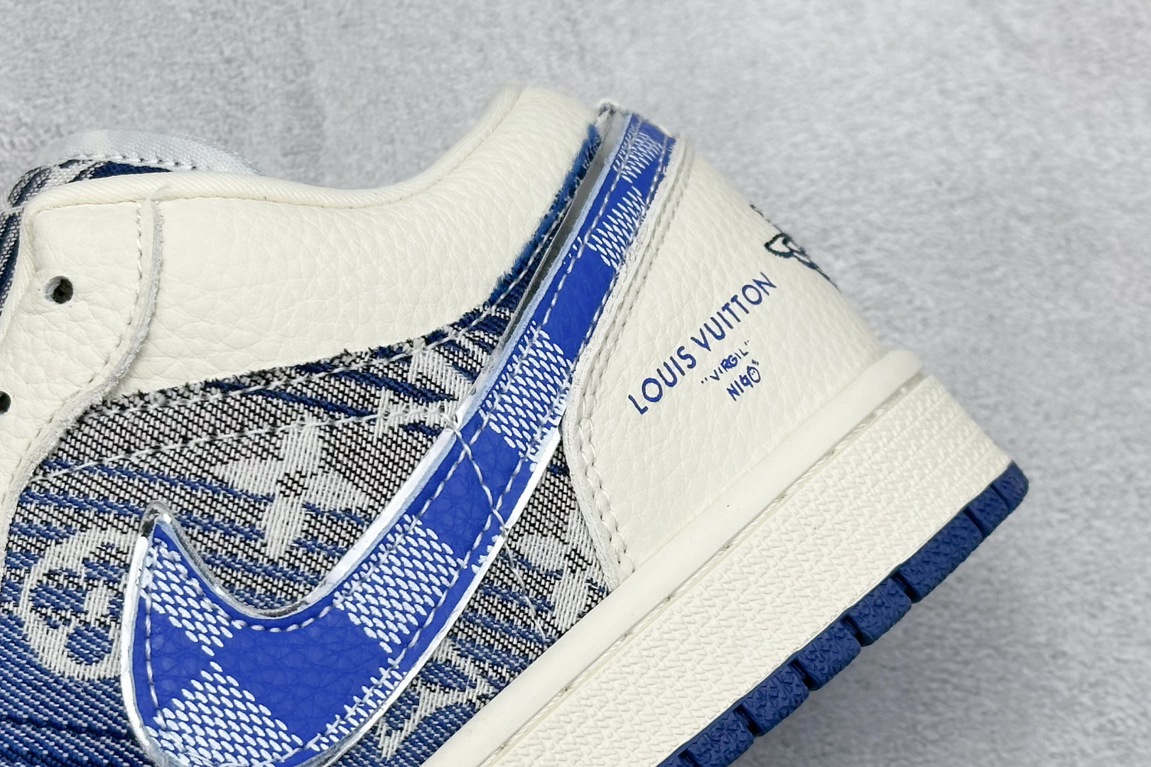 Air Jordan 1 Low AJ1 乔1 “LV路易威登联名---米白蓝帆布牛仔印花”高端定制 低帮复古篮球鞋 QG1988-009