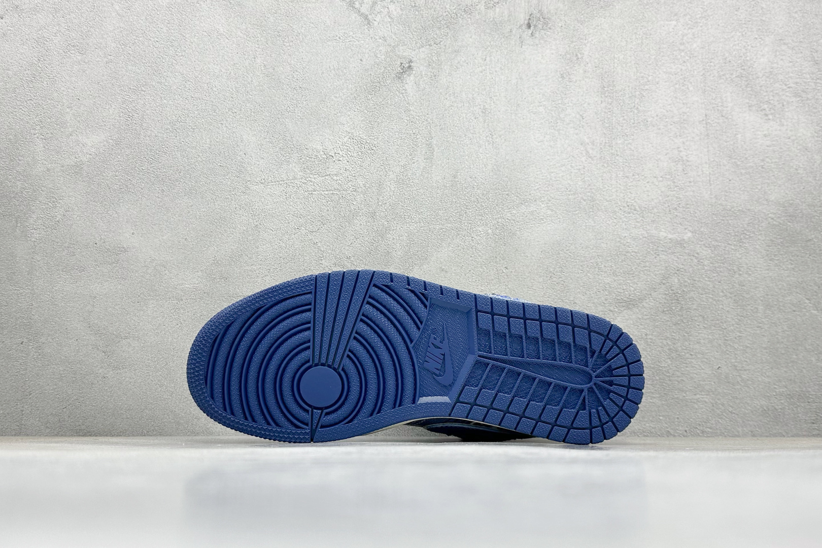 Air Jordan 1 Low AJ1 乔1 “LV路易威登联名---米白蓝帆布牛仔印花”高端定制 低帮复古篮球鞋 QG1988-009