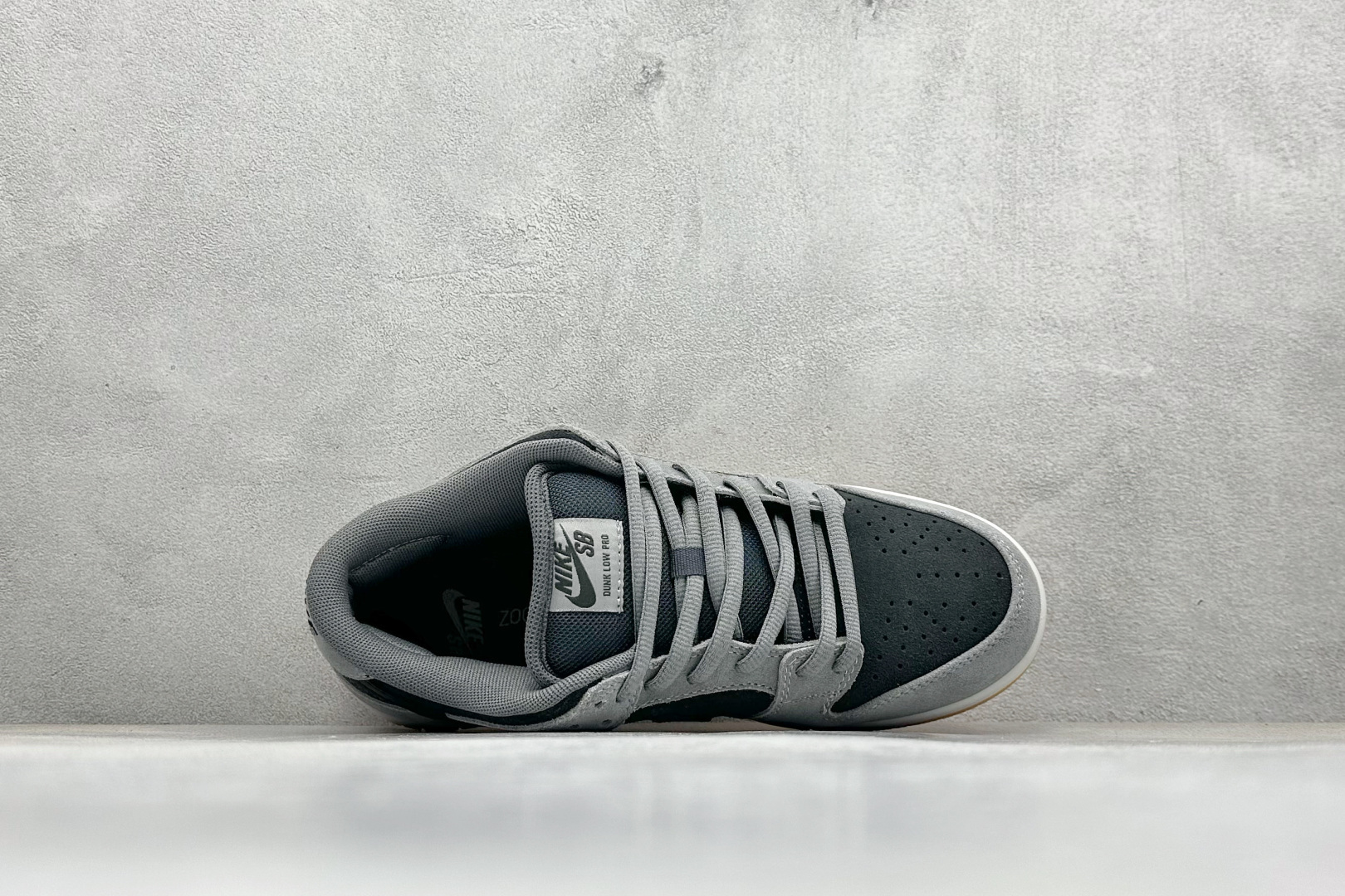 史诗级Nike SB Dunk Low ”DARK SMOKE GREY” 灰黑色 HF3063-001