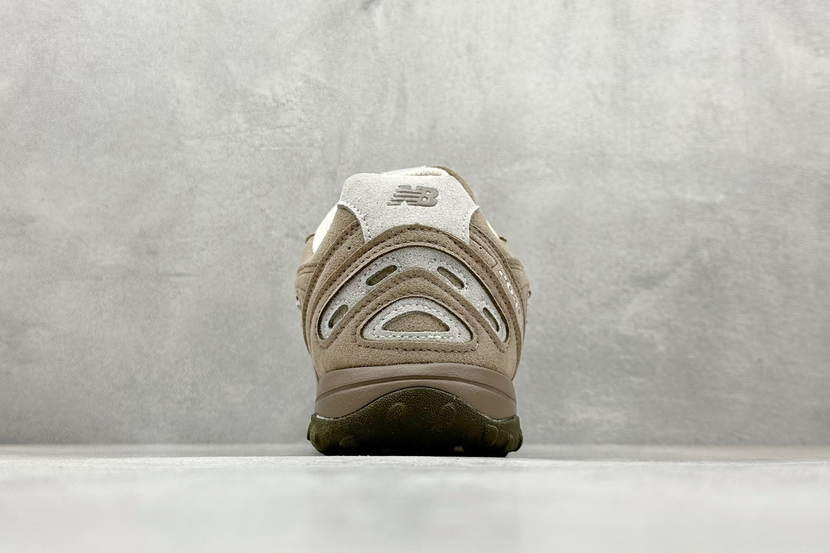 220 New Balance 204系列复古透气休闲运动慢跑鞋 U204LMMA