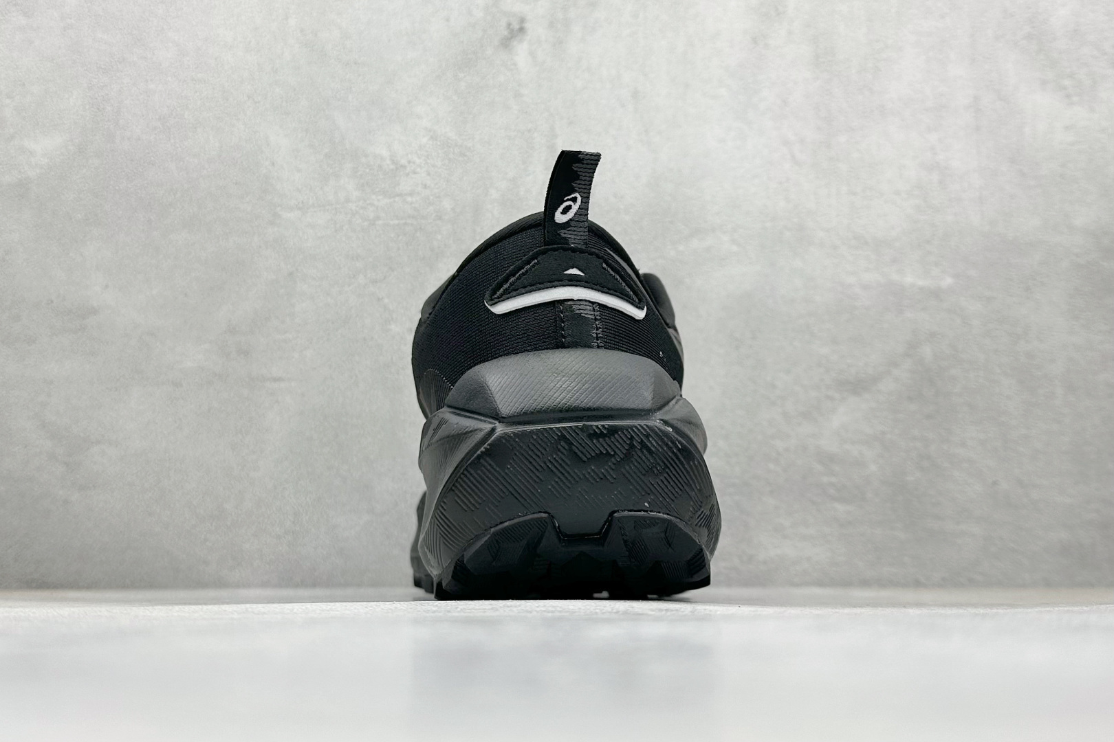 200 Asics Trabuco 4 亚瑟士运动休闲透气专业跑鞋 1011C187-001