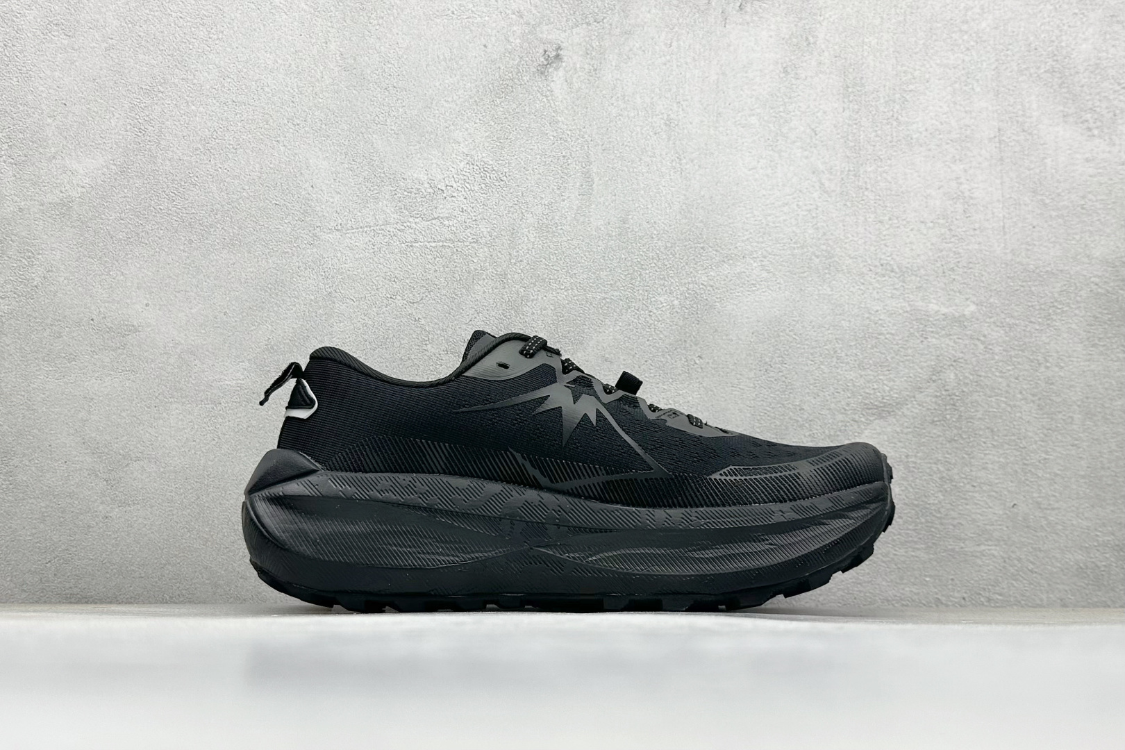 200 Asics Trabuco 4 亚瑟士运动休闲透气专业跑鞋 1011C187-001