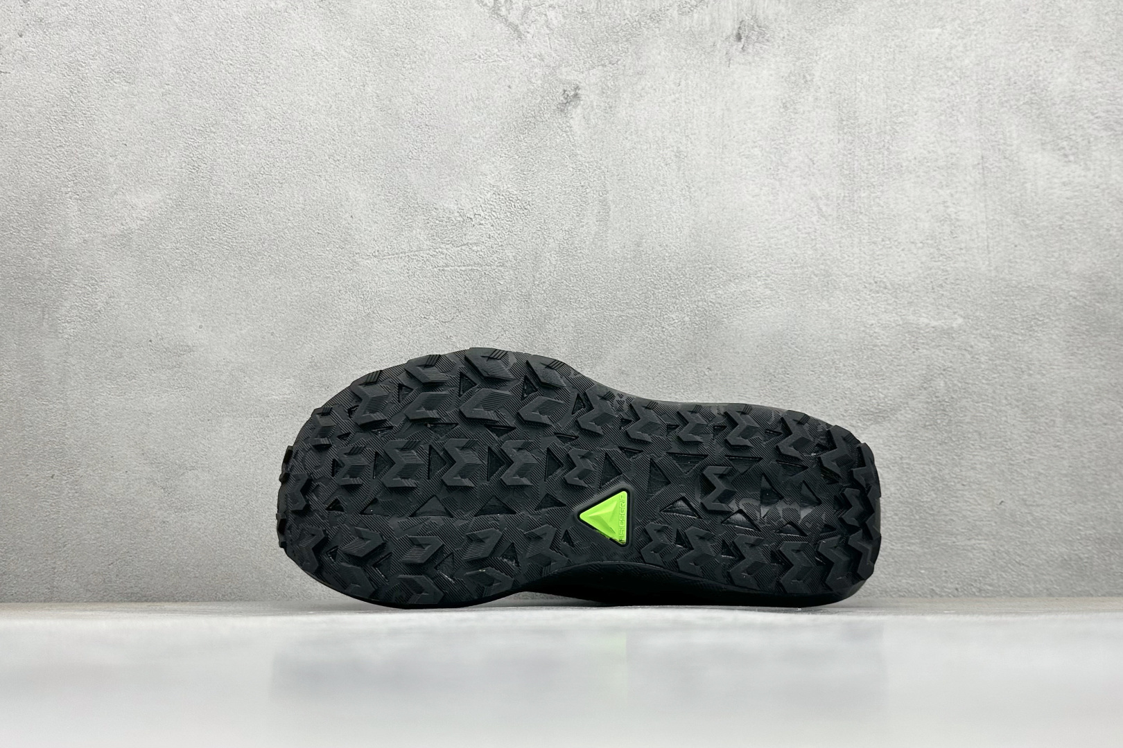 200 Asics Trabuco 4 亚瑟士运动休闲透气专业跑鞋 1011C187-001