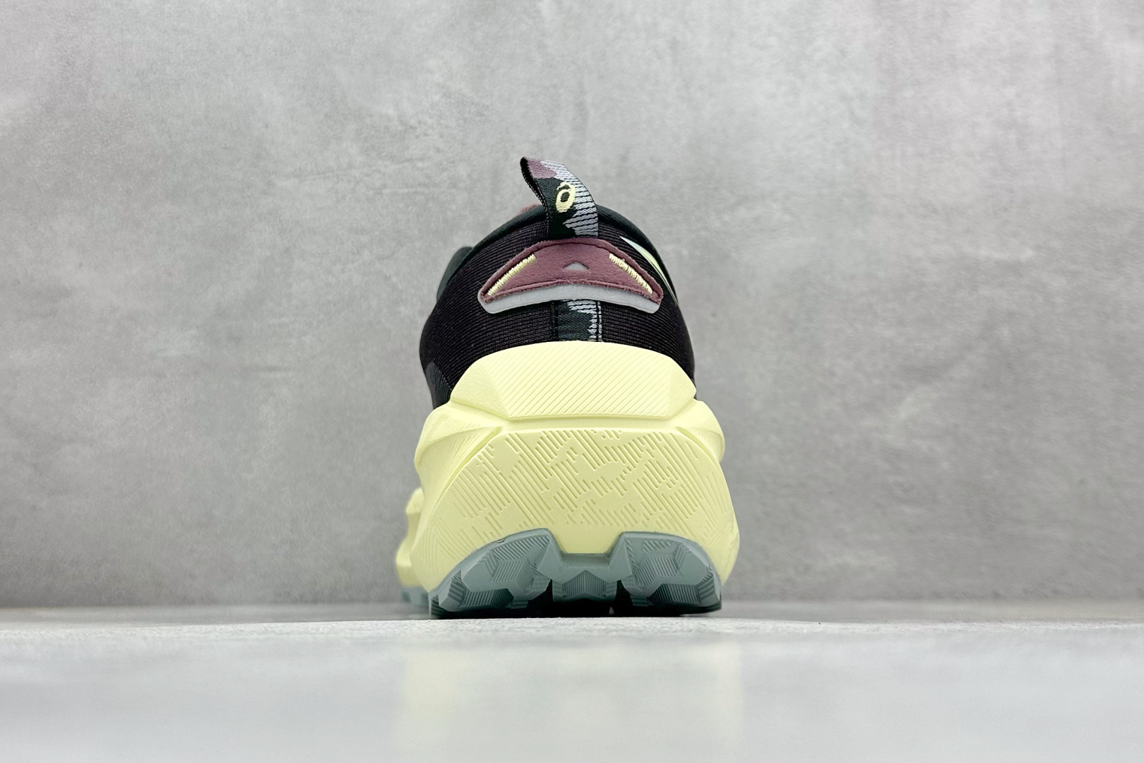 200 Asics Trabuco 4 亚瑟士运动休闲透气专业跑鞋 1012B769-500