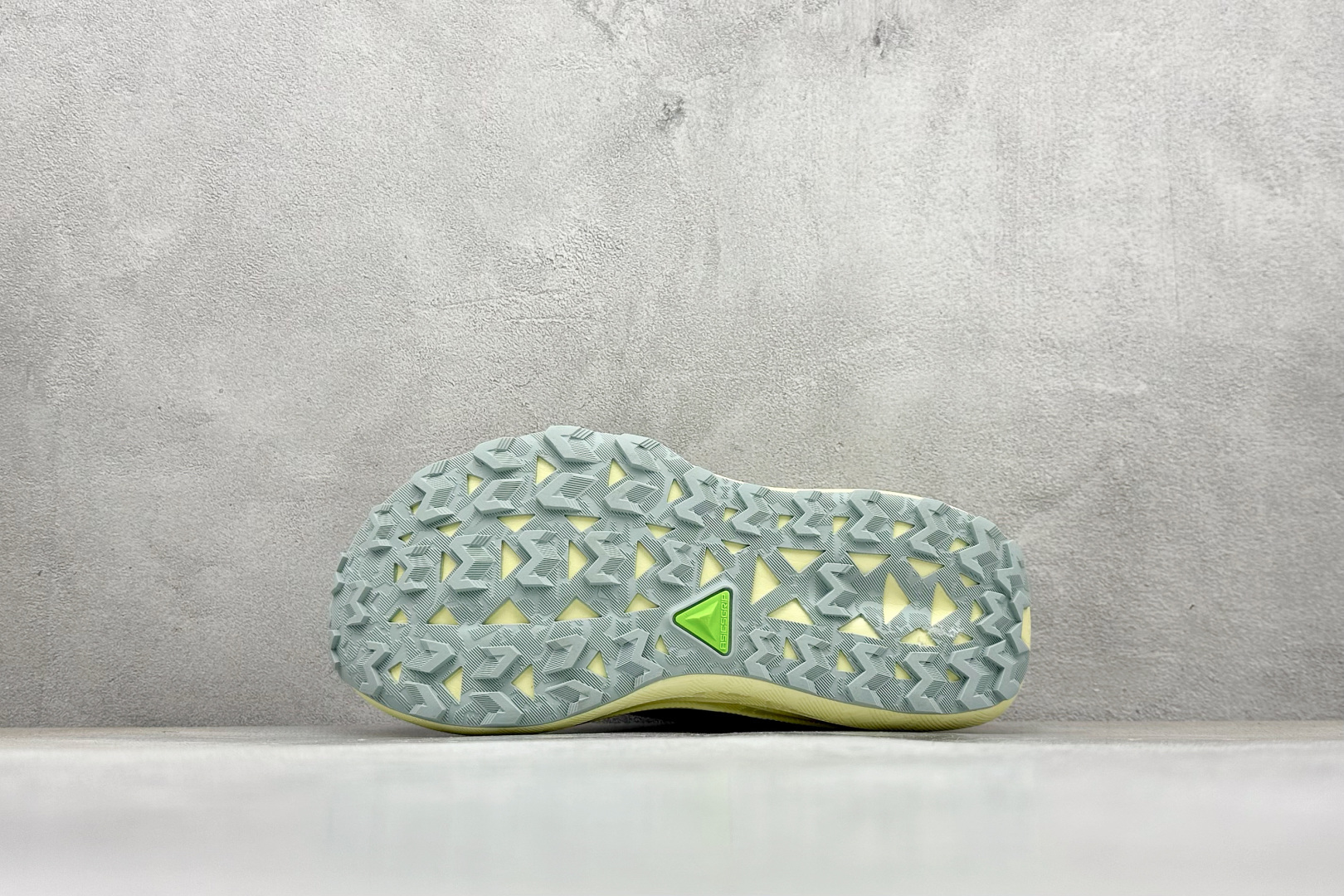 200 Asics Trabuco 4 亚瑟士运动休闲透气专业跑鞋 1012B769-500