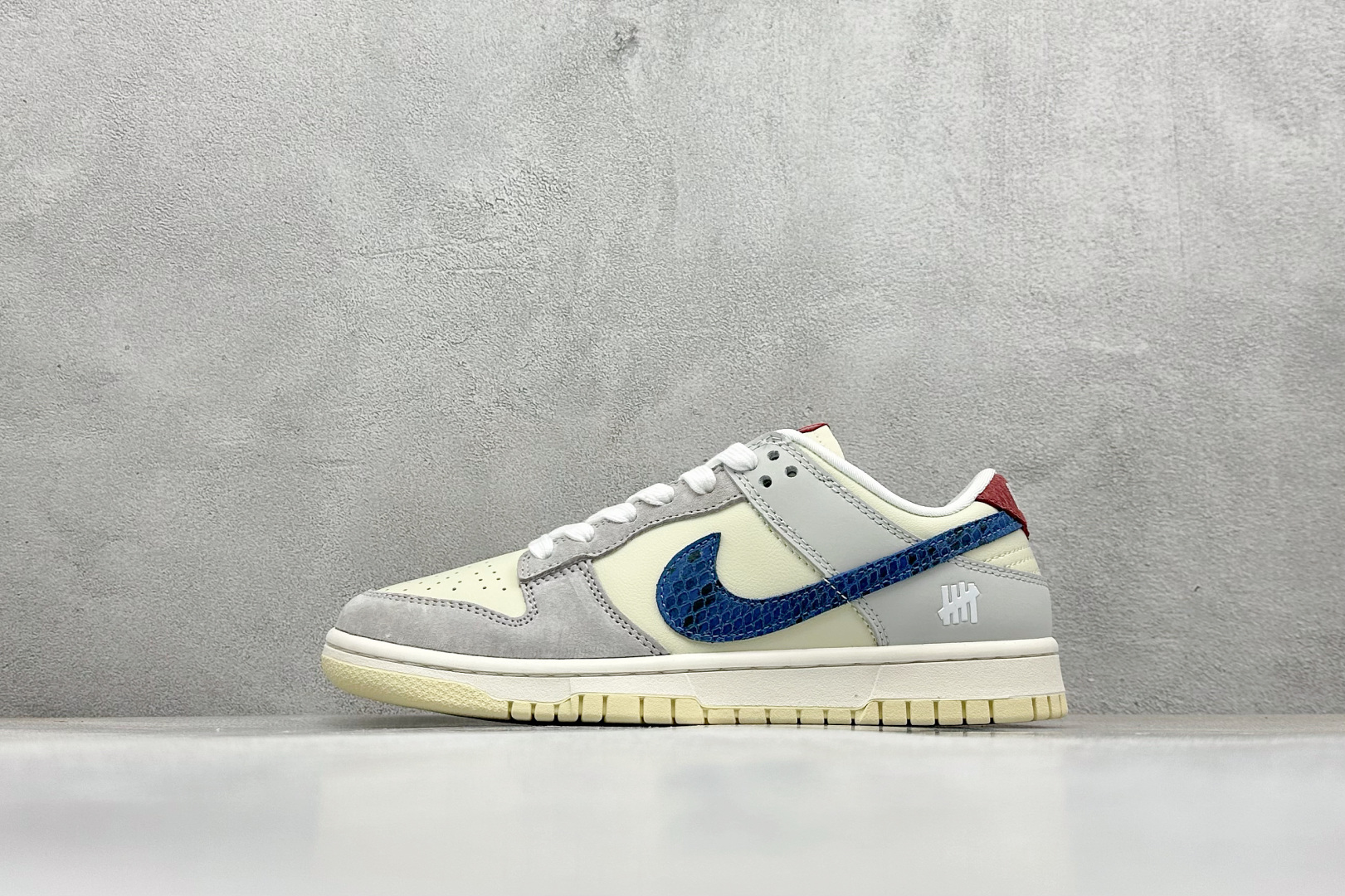 福利特价 【纯原】Nike SB Dunk Low UN联名 周年高端定制 低帮休闲板鞋 定制鞋盒 大厂