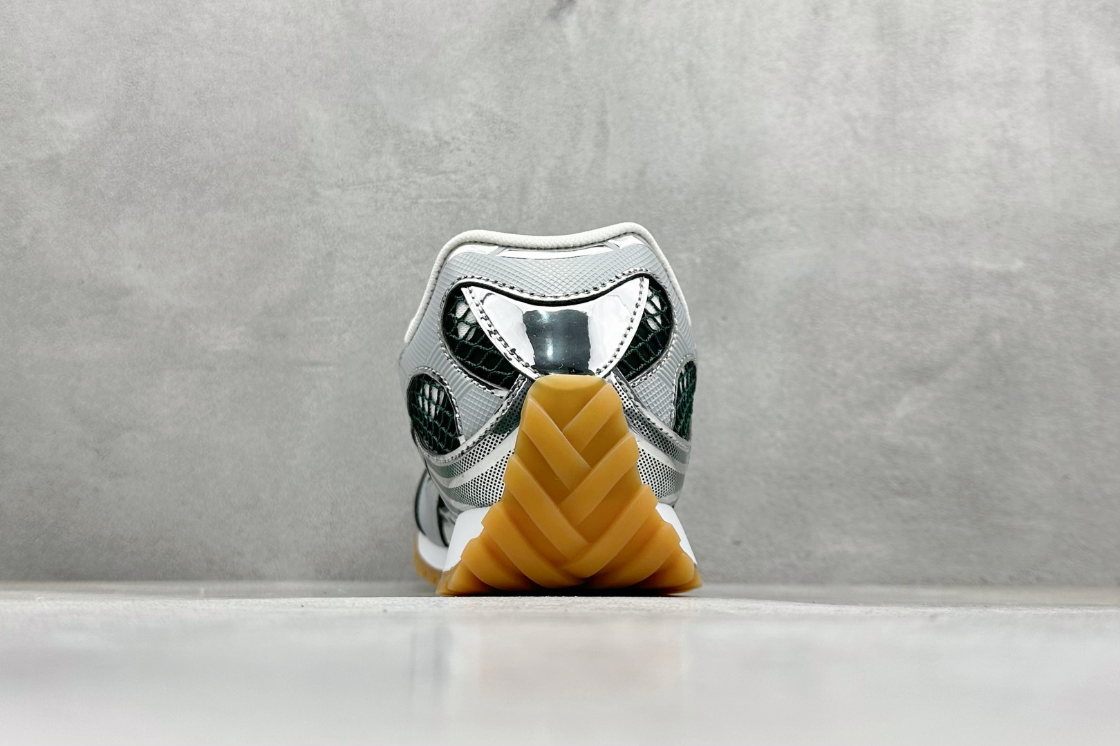 M版BOTTEGA VENETA Orbit Runner BV葆蝶家时尚休闲王一博同款老爹鞋运动鞋-High Quatity Cheap Brand wholesale wholesaler seller Clothes Bags handbags Sneakers Top Fashion Clothing Shoes from China Factory Chinese suppliers best Quality Beautiful Price M版BOTTEGA VENETA Orbit Runner BV葆蝶家时尚休闲王一博同款老爹鞋运动鞋