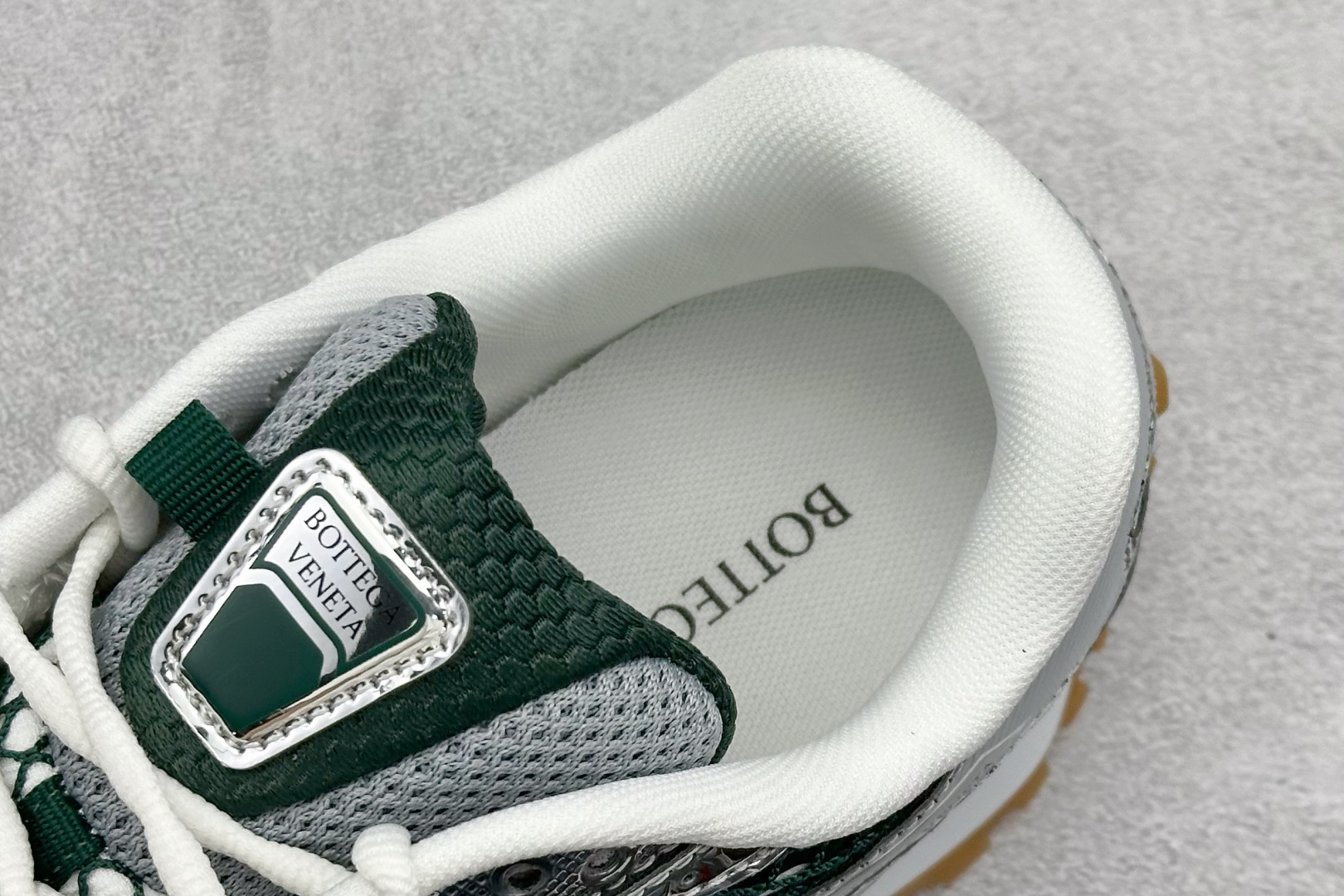 M版BOTTEGA VENETA Orbit Runner BV葆蝶家时尚休闲王一博同款老爹鞋运动鞋-High Quatity Cheap Brand wholesale wholesaler seller Clothes Bags handbags Sneakers Top Fashion Clothing Shoes from China Factory Chinese suppliers best Quality Beautiful Price M版BOTTEGA VENETA Orbit Runner BV葆蝶家时尚休闲王一博同款老爹鞋运动鞋