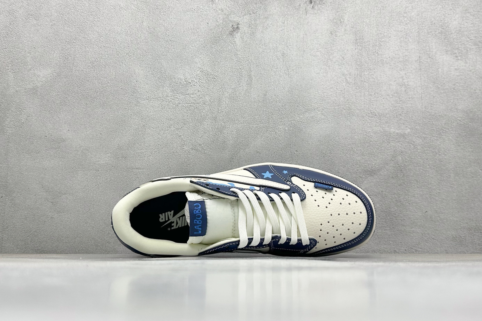 XC版Travis Scott x Fragment Design x Jordan Air Jordan 1 Low SP “蓝泼墨拉布布” DZ5899-017