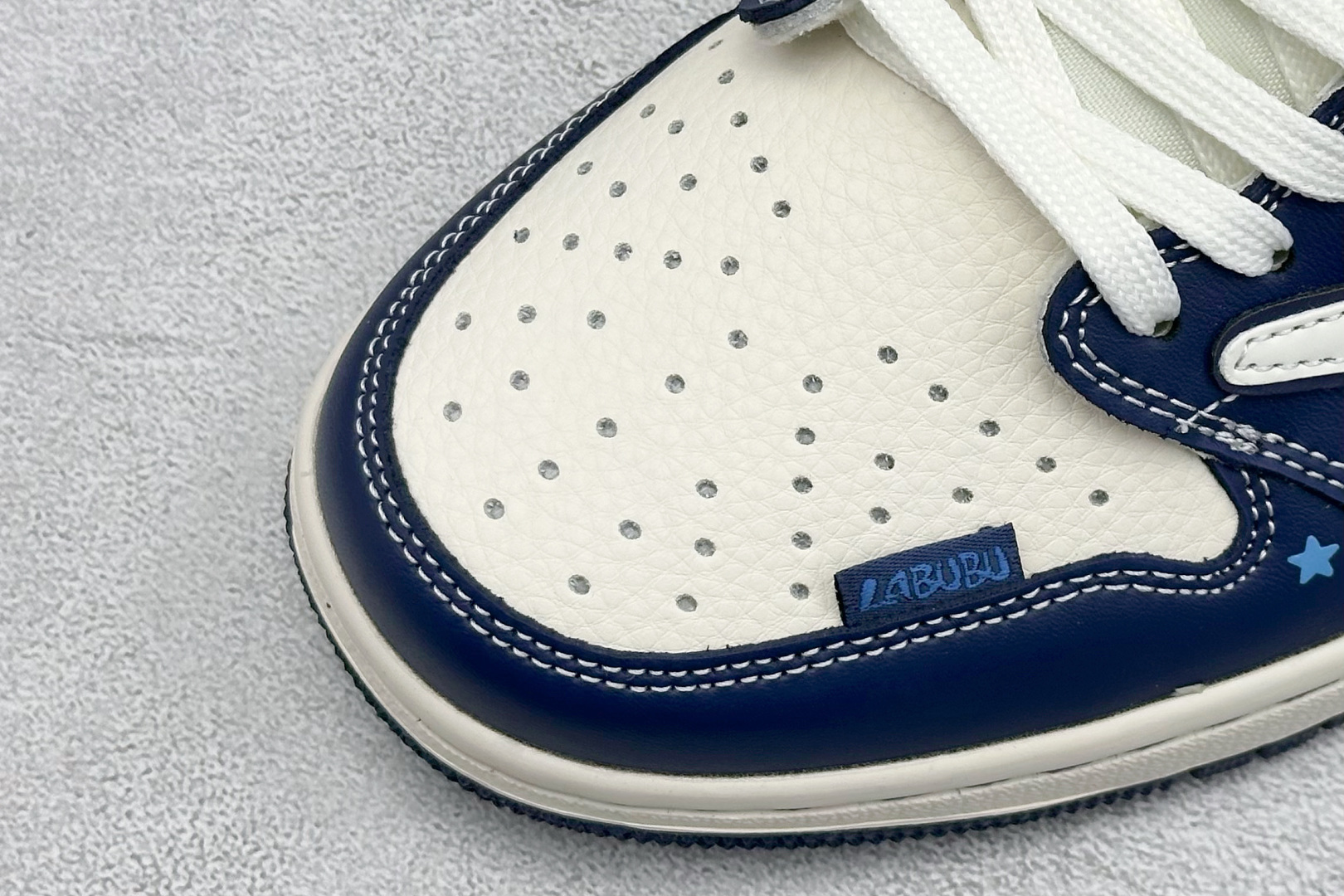 XC版Travis Scott x Fragment Design x Jordan Air Jordan 1 Low SP “蓝泼墨拉布布” DZ5899-017