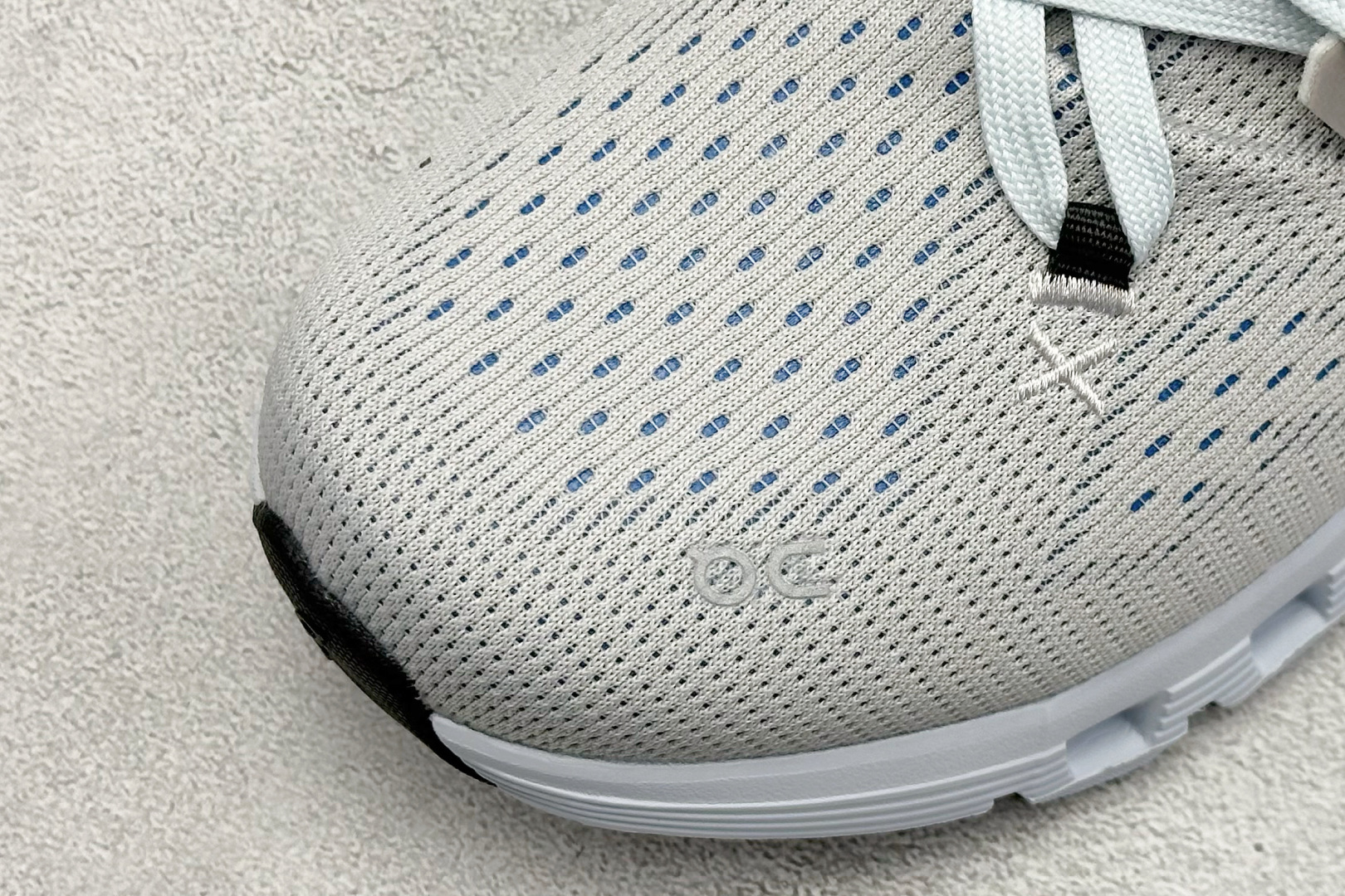 170 XD版 On昂跑 Cloudtilt Loewe 4 户外街头机能风跑步鞋 3WE3007