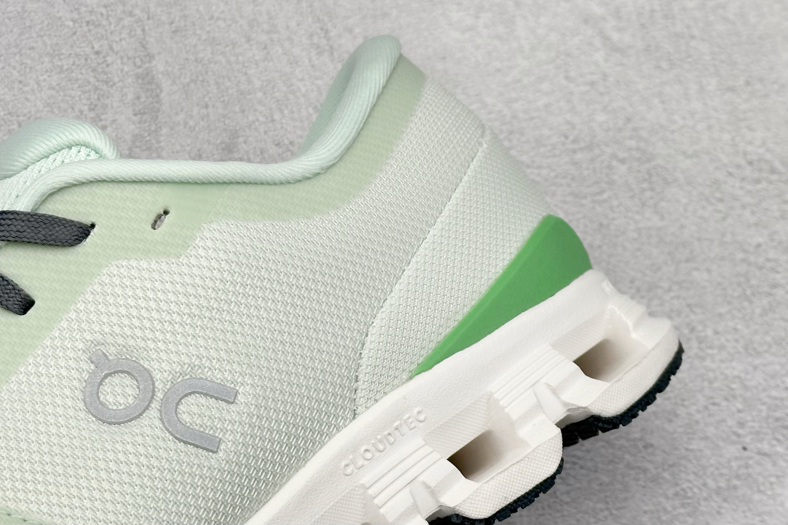 170 XD版 On昂跑 Cloudtilt Loewe 4 户外街头机能风跑步鞋 3WE3007