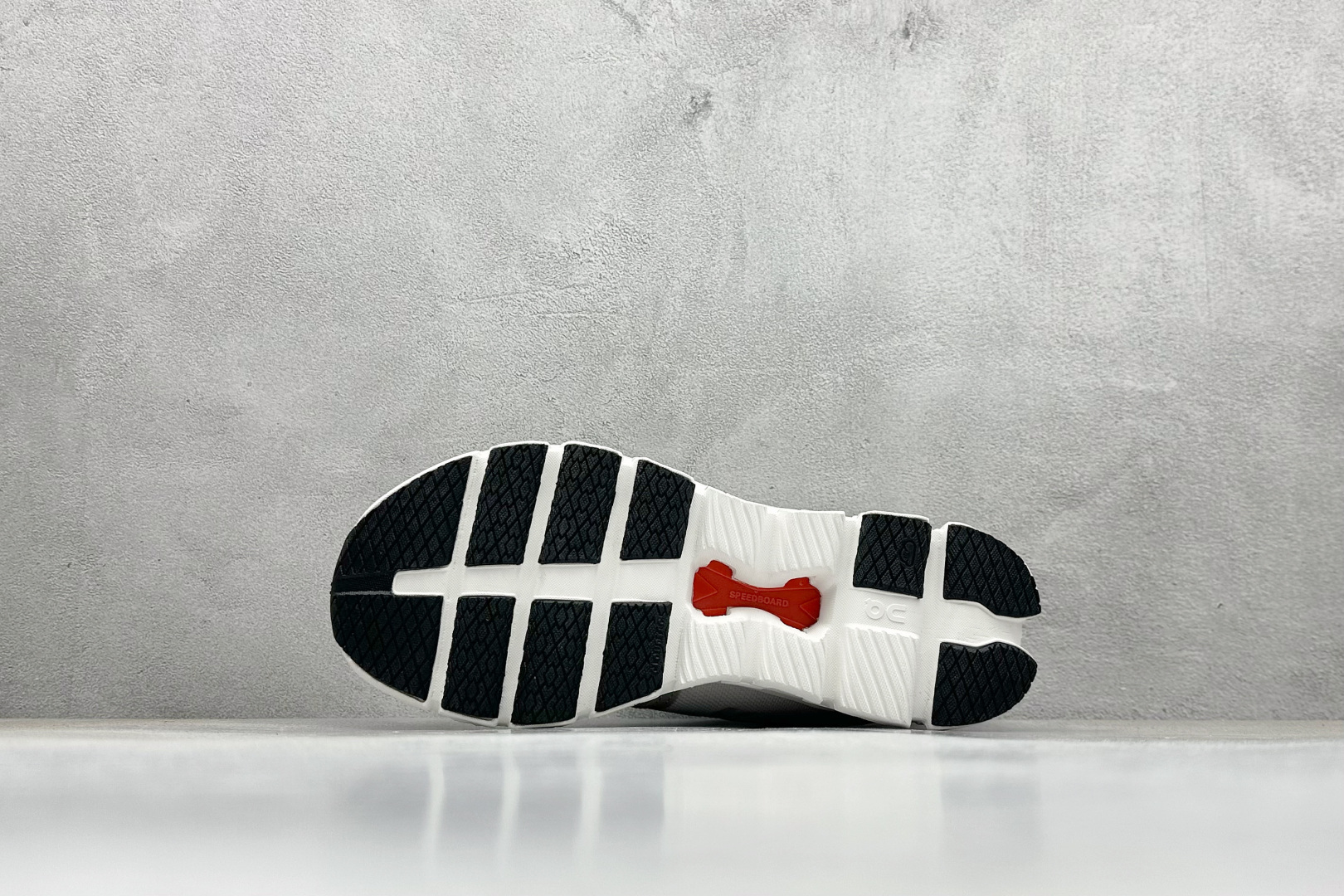 170 XD版 On昂跑 Cloudtilt Loewe 4 户外街头机能风跑步鞋 3ME3004