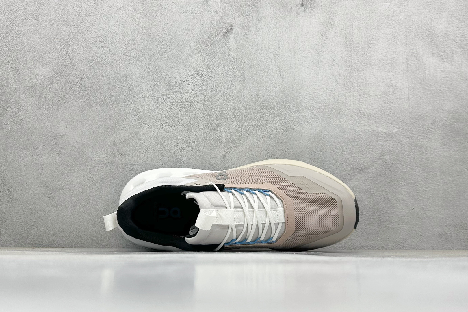 180 XD版On Cloudzone X昂跑舒适百搭防滑耐磨 低帮休闲跑步鞋 3ME3041-Chinese UA Cheap High Quatity Brand Clothes Bags handbags Sneakers wholesale wholesaler seller from China Factory suppliers Fashion Clothing Shoes best Quality Beautiful Price 180 XD版On Cloudzone X昂跑舒适百搭防滑耐磨 低帮休闲跑步鞋 3ME3041