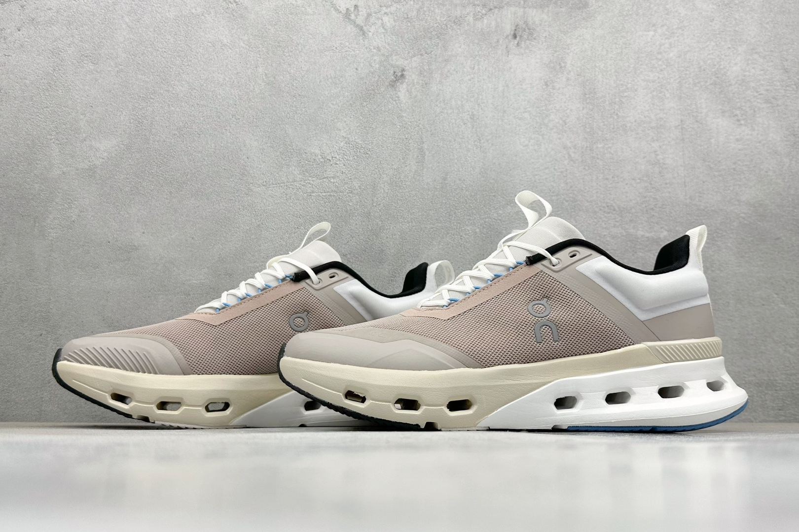 180 XD版On Cloudzone X昂跑舒适百搭防滑耐磨 低帮休闲跑步鞋 3ME3041-Chinese UA Cheap High Quatity Brand Clothes Bags handbags Sneakers wholesale wholesaler seller from China Factory suppliers Fashion Clothing Shoes best Quality Beautiful Price 180 XD版On Cloudzone X昂跑舒适百搭防滑耐磨 低帮休闲跑步鞋 3ME3041