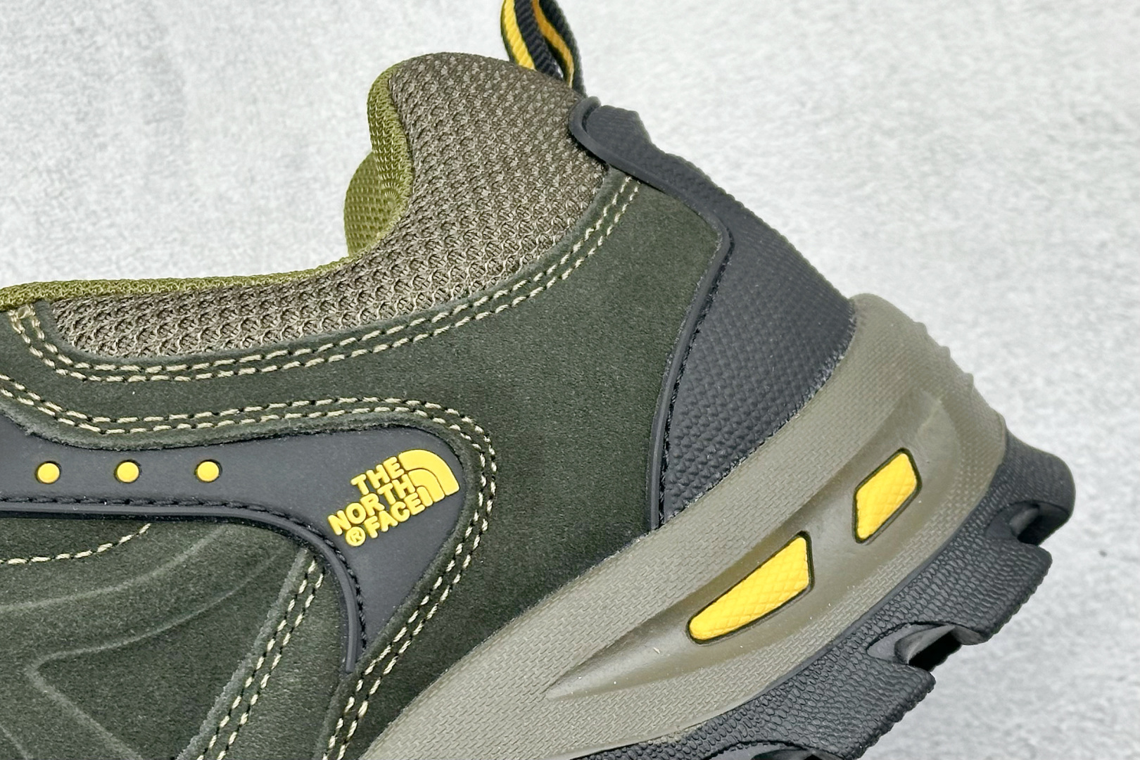 260 The North Face 北面 乐斯菲斯户外运动休闲登山鞋越野徒步鞋