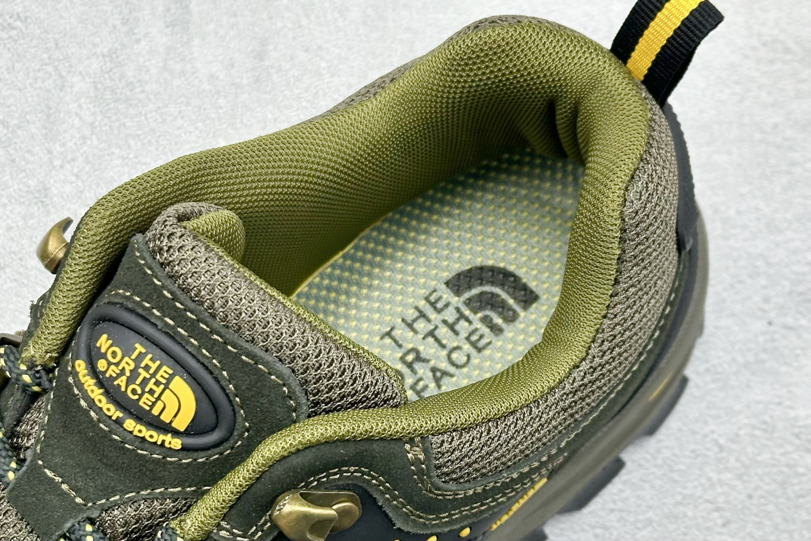 260 The North Face 北面 乐斯菲斯户外运动休闲登山鞋越野徒步鞋