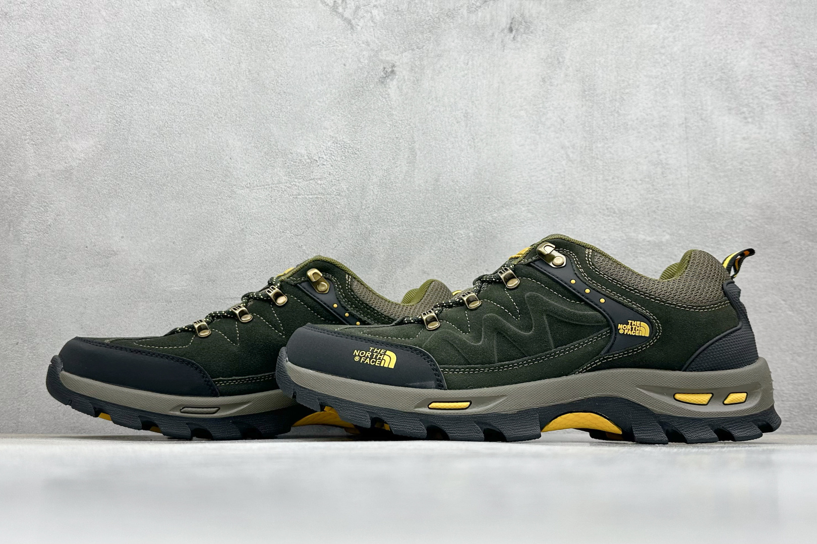 260 The North Face 北面 乐斯菲斯户外运动休闲登山鞋越野徒步鞋