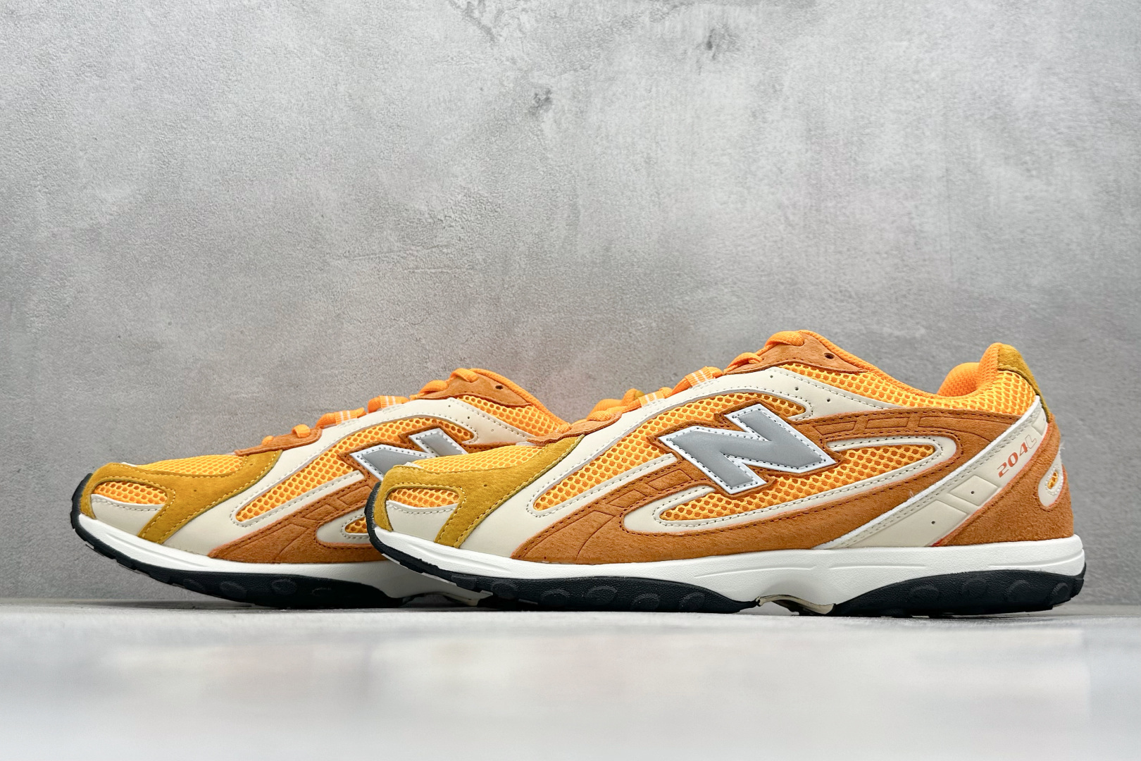 220 New Balance 204系列复古透气休闲运动慢跑鞋 U204LKTI