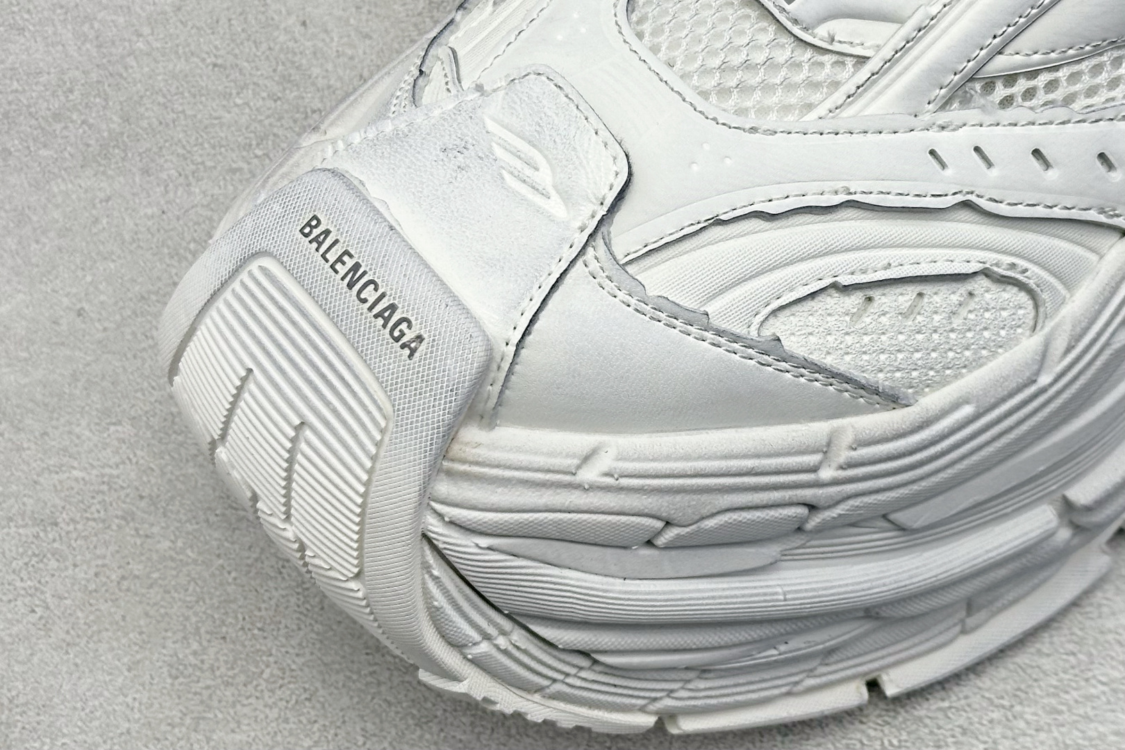 400 OK版Balenciaga巴黎世家 Platfo 厚底系带 老爹鞋 821137 WPLTF 0101